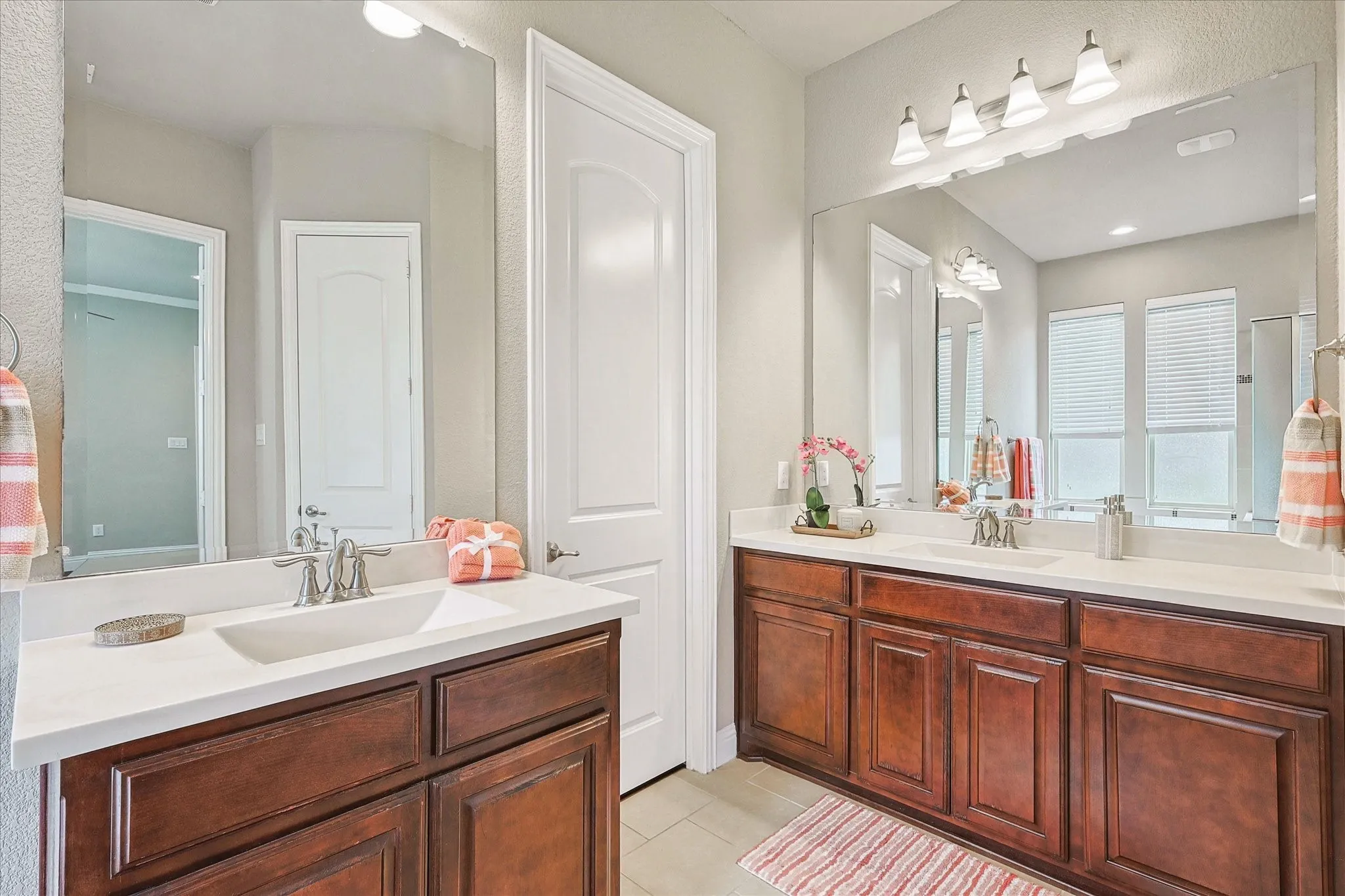 Single Family Residence For Rent in Tarrant County , 4332 Old Grove Way, Fort Worth, Texas 76244, 4 Bedroom, 3 Bathroom, 2 Garage spaces, 2,658 Sqft, built in 2015, mls#21390708, Real Estate Agent in Fort Worth, Homes For Rent in Tarrant county, Homes For Rent in Fort Worth, Realtor in Fort Worth Texas, Real Estate Brokerage Independent Realty Texas, Luminita Cordes Realtor