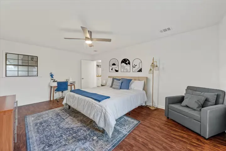Single Family Residence For Sale in Mc Lennan County , 501 Aspen Incline Drive, Hewitt, Texas 76643, 4 Bedroom, 2 Bathroom, 2 Garage spaces, 1,944 Sqft, built in 1979, mls#21387994, Real Estate Agent in Hewitt, Homes For Sale in Mc Lennan county, Homes For Sale in Hewitt, Realtor in Hewitt Texas, Real Estate Brokerage Independent Realty Texas, Luminita Cordes Realtor
