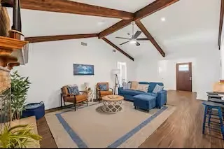 Single Family Residence For Sale in Mc Lennan County , 501 Aspen Incline Drive, Hewitt, Texas 76643, 4 Bedroom, 2 Bathroom, 2 Garage spaces, 1,944 Sqft, built in 1979, mls#21387994, Real Estate Agent in Hewitt, Homes For Sale in Mc Lennan county, Homes For Sale in Hewitt, Realtor in Hewitt Texas, Real Estate Brokerage Independent Realty Texas, Luminita Cordes Realtor