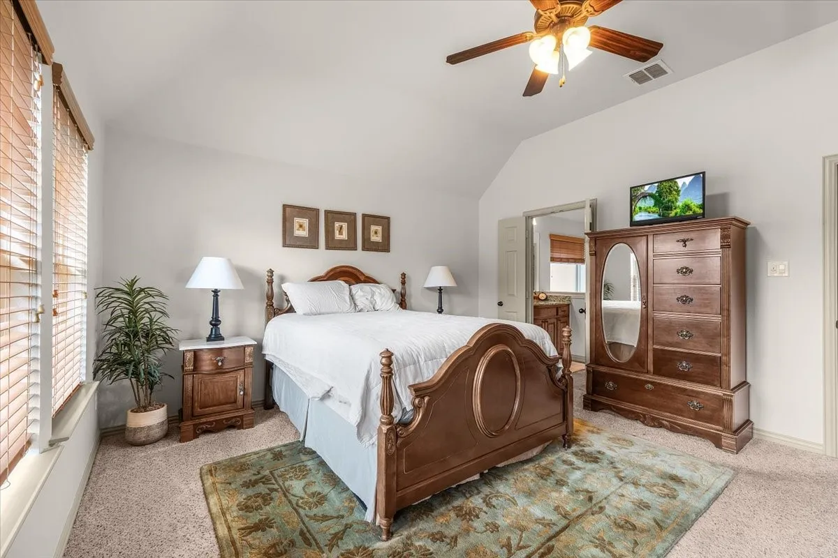 Single Family Residence For Sale in Parker County , 113 Cold Track Drive, Willow Park, Texas 76008, 4 Bedroom, 2 Bathroom, 2 Garage spaces, 2,106 Sqft, built in 2014, mls#21384328, Real Estate Agent in Willow Park, Homes For Sale in Parker county, Homes For Sale in Willow Park, Realtor in Willow Park Texas, Real Estate Brokerage Independent Realty Texas, Luminita Cordes Realtor