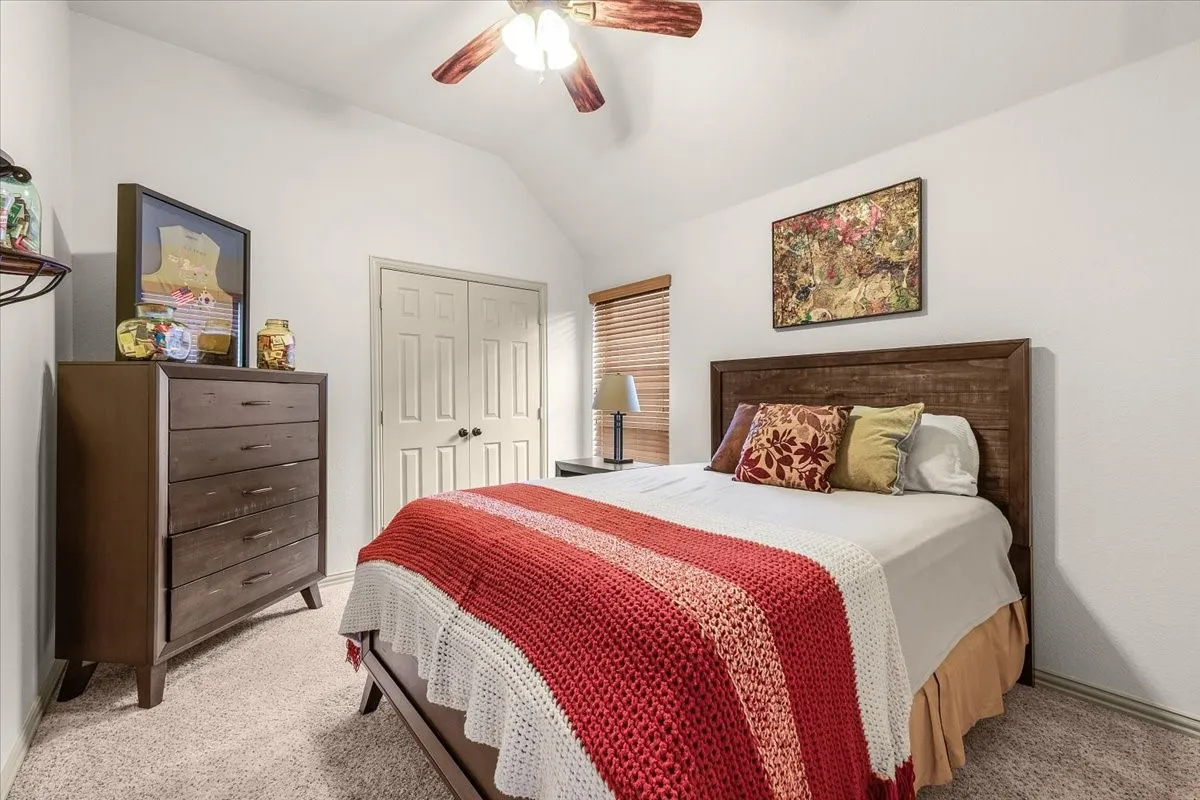 Single Family Residence For Sale in Parker County , 113 Cold Track Drive, Willow Park, Texas 76008, 4 Bedroom, 2 Bathroom, 2 Garage spaces, 2,106 Sqft, built in 2014, mls#21384328, Real Estate Agent in Willow Park, Homes For Sale in Parker county, Homes For Sale in Willow Park, Realtor in Willow Park Texas, Real Estate Brokerage Independent Realty Texas, Luminita Cordes Realtor