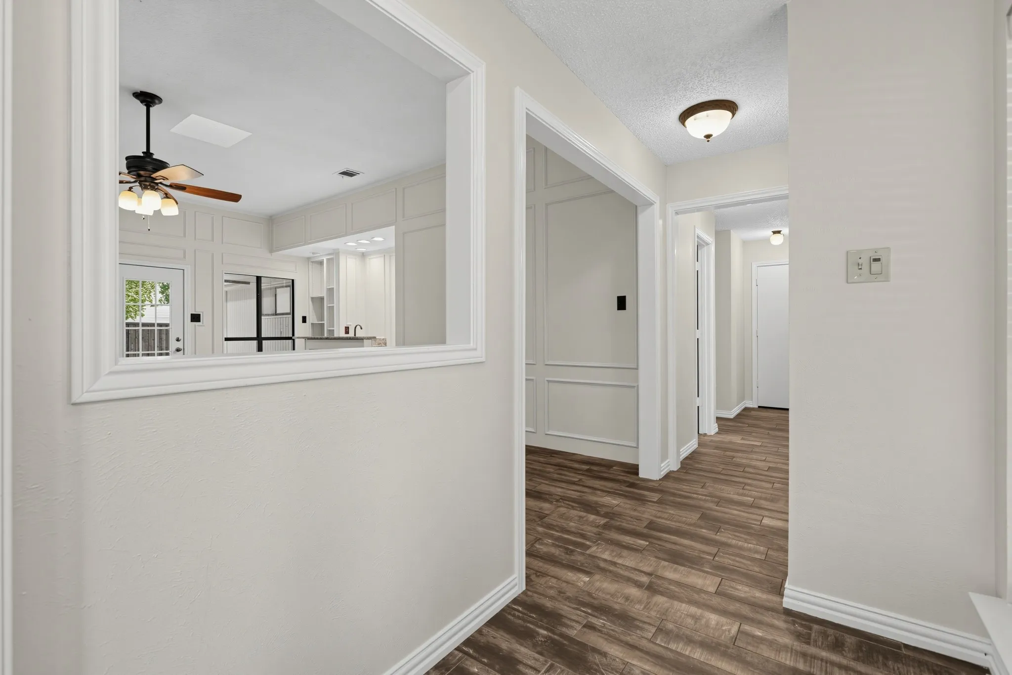 Single Family Residence For Sale in Dallas County , 2120 Springwood, Carrollton, Texas 75006, 4 Bedroom, 2 Bathroom, 2 Garage spaces, 1,985 Sqft, built in 1983, mls#21390725, Real Estate Agent in Carrollton, Homes For Sale in Dallas county, Homes For Sale in Carrollton, Realtor in Carrollton Texas, Real Estate Brokerage Independent Realty Texas, Luminita Cordes Realtor