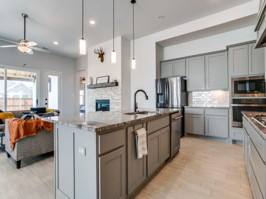 Single Family Residence For Sale in Collin County , 2700 Yarmouth Street, Celina, Texas 75009, 5 Bedroom, 5 Bathroom, 3 Garage spaces, 3,752 Sqft, built in 2021, mls#21390184, Real Estate Agent in Celina, Homes For Sale in Collin county, Homes For Sale in Celina, Realtor in Celina Texas, Real Estate Brokerage Independent Realty Texas, Luminita Cordes Realtor