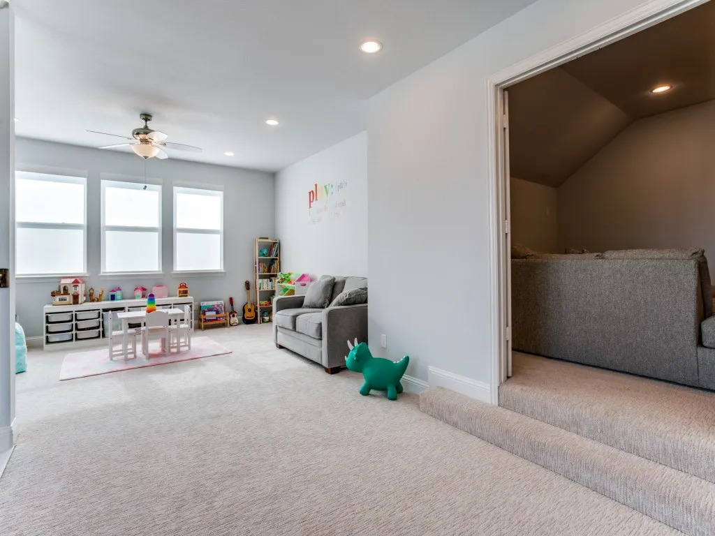 Single Family Residence For Sale in Collin County , 2700 Yarmouth Street, Celina, Texas 75009, 5 Bedroom, 5 Bathroom, 3 Garage spaces, 3,752 Sqft, built in 2021, mls#21390184, Real Estate Agent in Celina, Homes For Sale in Collin county, Homes For Sale in Celina, Realtor in Celina Texas, Real Estate Brokerage Independent Realty Texas, Luminita Cordes Realtor