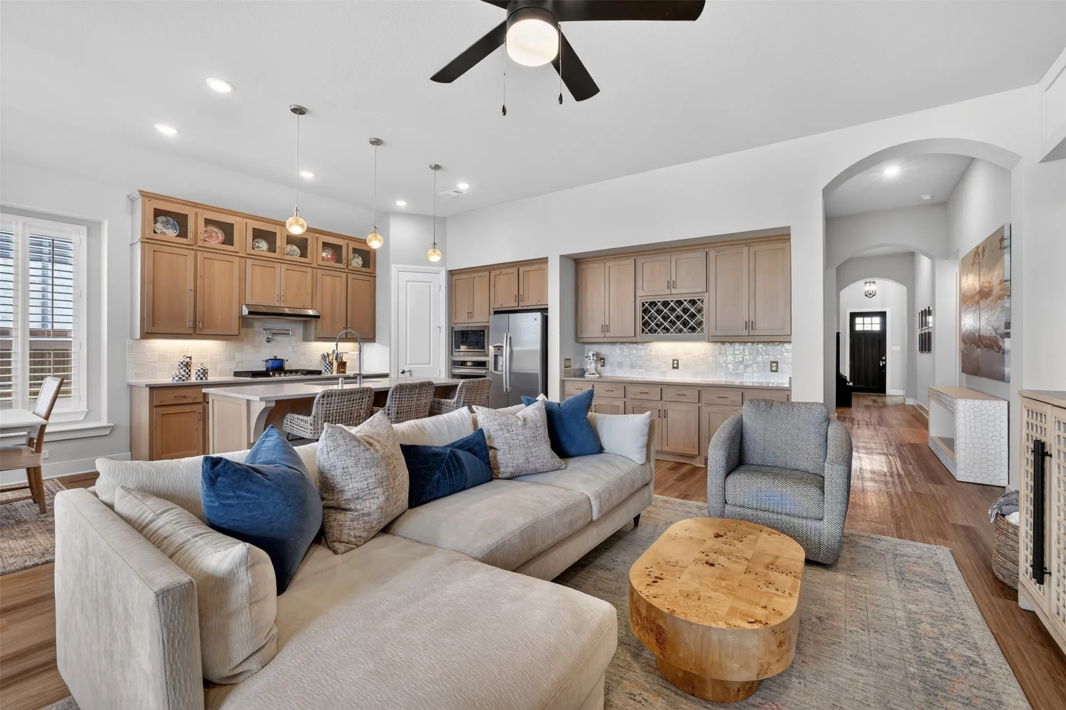 Single Family Residence For Sale in Collin County , 8504 Fannin Creek Trail, Mc Kinney, Texas 75071, 4 Bedroom, 3 Bathroom, 2 Garage spaces, 2,278 Sqft, built in 2024, mls#21390672, Real Estate Agent in Mc Kinney, Homes For Sale in Collin county, Homes For Sale in Mc Kinney, Realtor in Mc Kinney Texas, Real Estate Brokerage Independent Realty Texas, Luminita Cordes Realtor