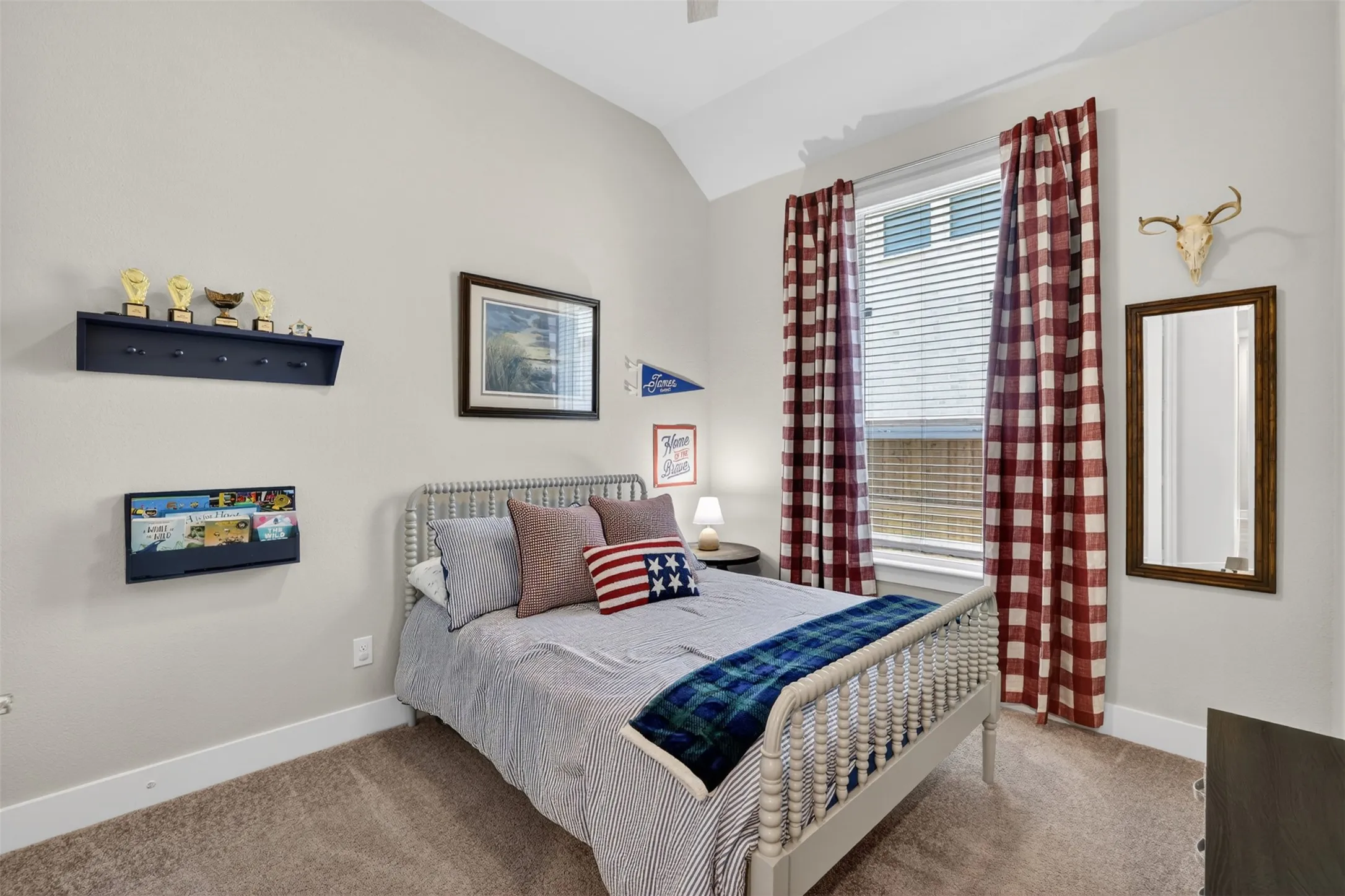 Single Family Residence For Sale in Collin County , 8504 Fannin Creek Trail, Mc Kinney, Texas 75071, 4 Bedroom, 3 Bathroom, 2 Garage spaces, 2,278 Sqft, built in 2024, mls#21390672, Real Estate Agent in Mc Kinney, Homes For Sale in Collin county, Homes For Sale in Mc Kinney, Realtor in Mc Kinney Texas, Real Estate Brokerage Independent Realty Texas, Luminita Cordes Realtor