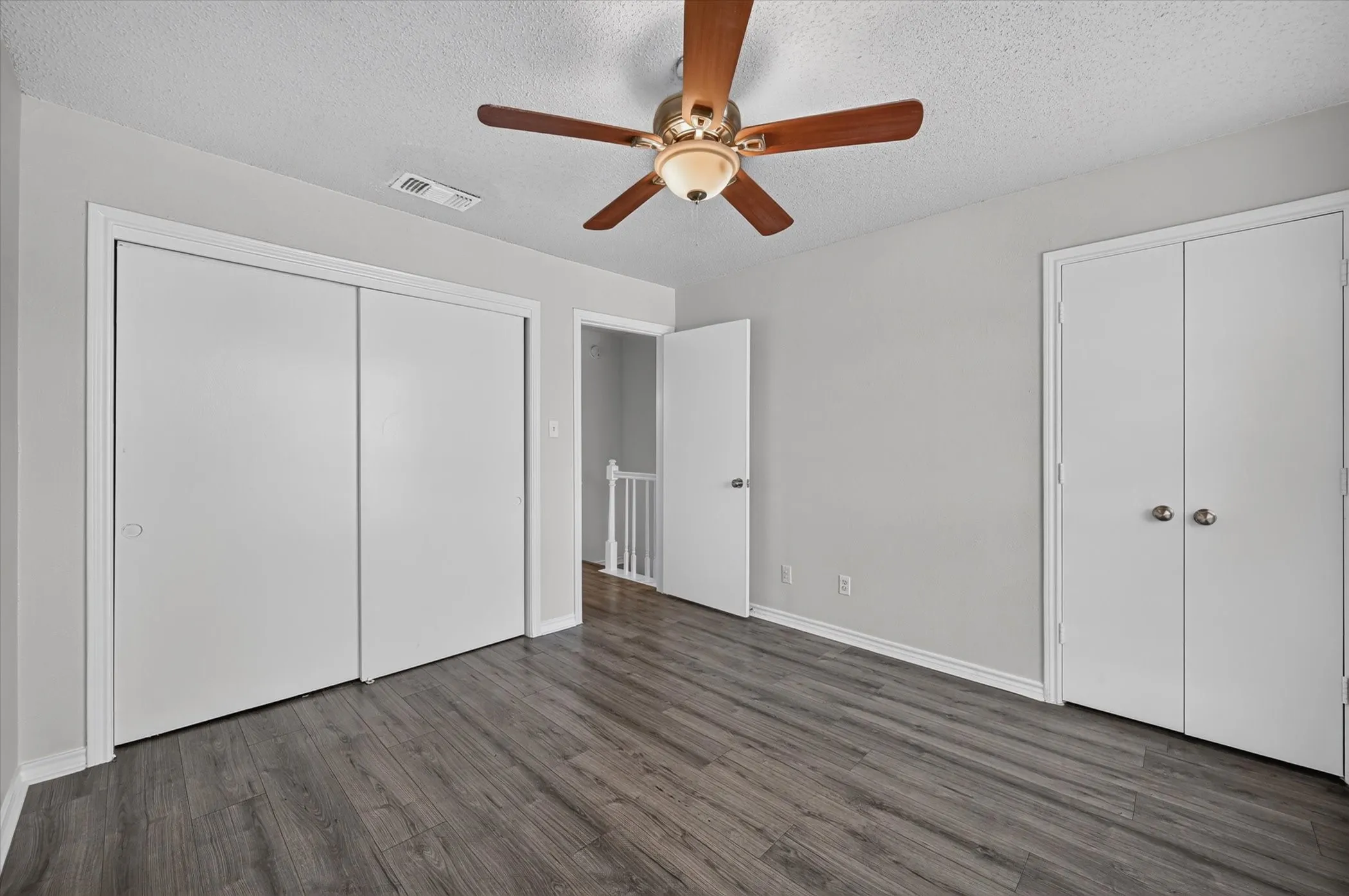 Condominium For Sale in Dallas County , 8550 Fair Oaks Crossing 112, Dallas, Texas 75243, 2 Bedroom, 3 Bathroom, Garage spaces, 1,133 Sqft, built in 1982, mls#21390282, Real Estate Agent in Dallas, Homes For Sale in Dallas county, Homes For Sale in Dallas, Realtor in Dallas Texas, Real Estate Brokerage Independent Realty Texas, Luminita Cordes Realtor