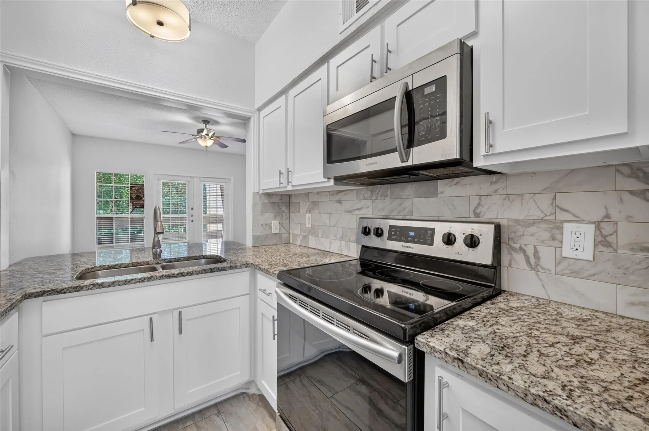 Condominium For Sale in Dallas County , 8550 Fair Oaks Crossing 112, Dallas, Texas 75243, 2 Bedroom, 3 Bathroom, Garage spaces, 1,133 Sqft, built in 1982, mls#21390282, Real Estate Agent in Dallas, Homes For Sale in Dallas county, Homes For Sale in Dallas, Realtor in Dallas Texas, Real Estate Brokerage Independent Realty Texas, Luminita Cordes Realtor