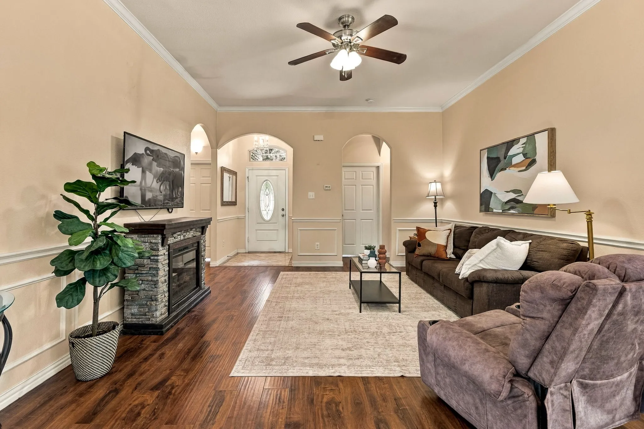 Single Family Residence For Sale in Dallas County , 1146 Calvert Drive, Cedar Hill, Texas 75104, 3 Bedroom, 2 Bathroom, 2 Garage spaces, 1,516 Sqft, built in 2015, mls#21384093, Real Estate Agent in Cedar Hill, Homes For Sale in Dallas county, Homes For Sale in Cedar Hill, Realtor in Cedar Hill Texas, Real Estate Brokerage Independent Realty Texas, Luminita Cordes Realtor
