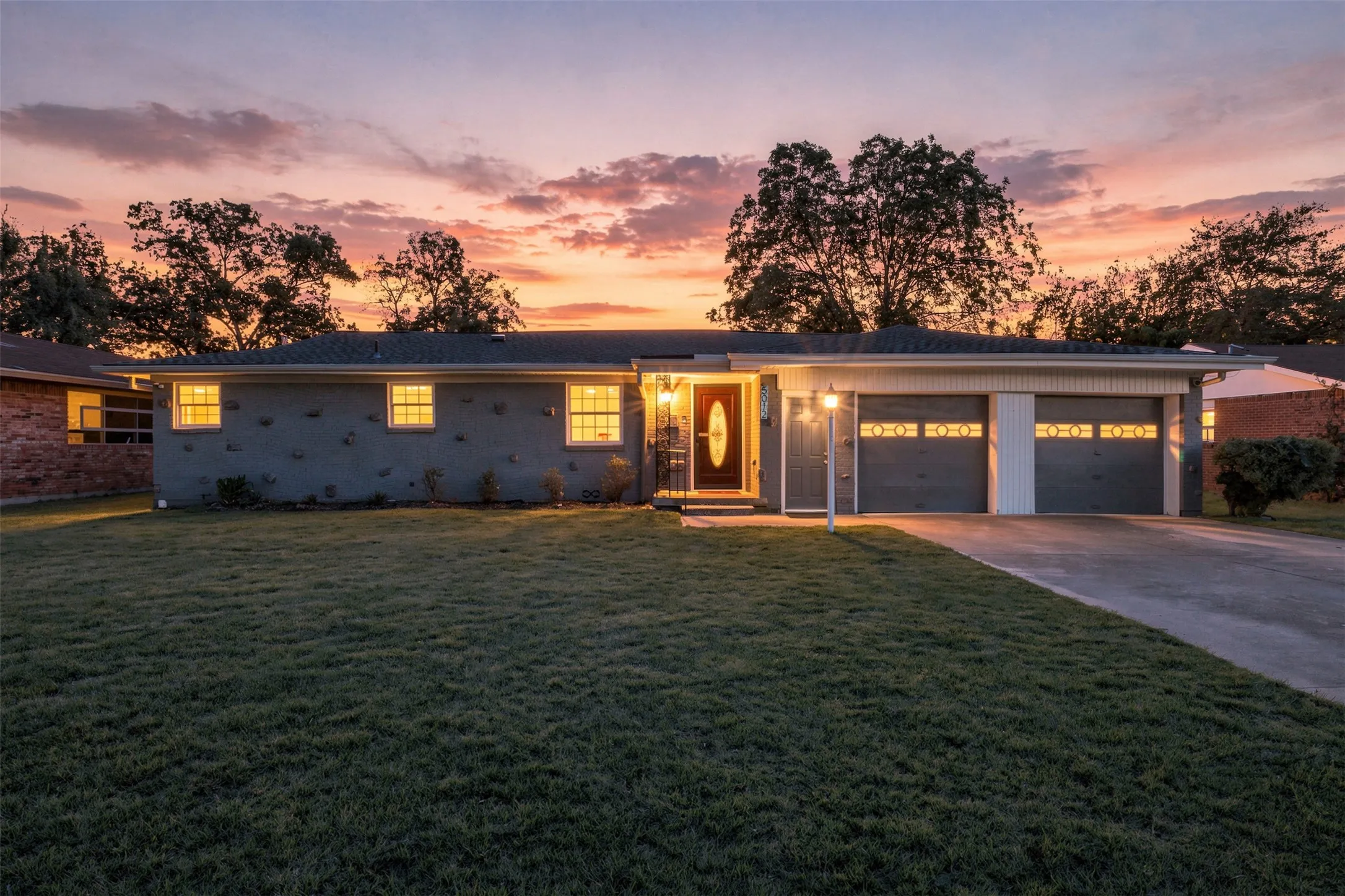 Single Family Residence For Sale in Tarrant County , 5012 Ira Street, Haltom City, Texas 76117, 3 Bedroom, 2 Bathroom, 2 Garage spaces, 1,285 Sqft, built in 1958, mls#21388927, Real Estate Agent in Haltom City, Homes For Sale in Tarrant county, Homes For Sale in Haltom City, Realtor in Haltom City Texas, Real Estate Brokerage Independent Realty Texas, Luminita Cordes Realtor