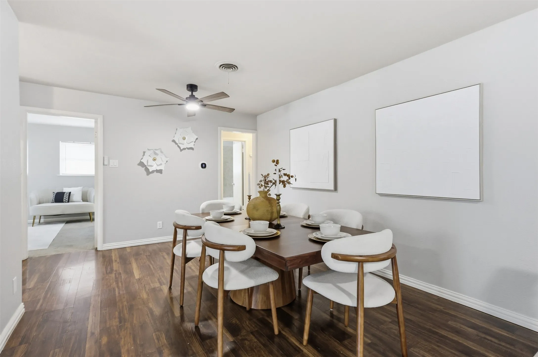 Single Family Residence For Sale in Tarrant County , 5012 Ira Street, Haltom City, Texas 76117, 3 Bedroom, 2 Bathroom, 2 Garage spaces, 1,285 Sqft, built in 1958, mls#21388927, Real Estate Agent in Haltom City, Homes For Sale in Tarrant county, Homes For Sale in Haltom City, Realtor in Haltom City Texas, Real Estate Brokerage Independent Realty Texas, Luminita Cordes Realtor
