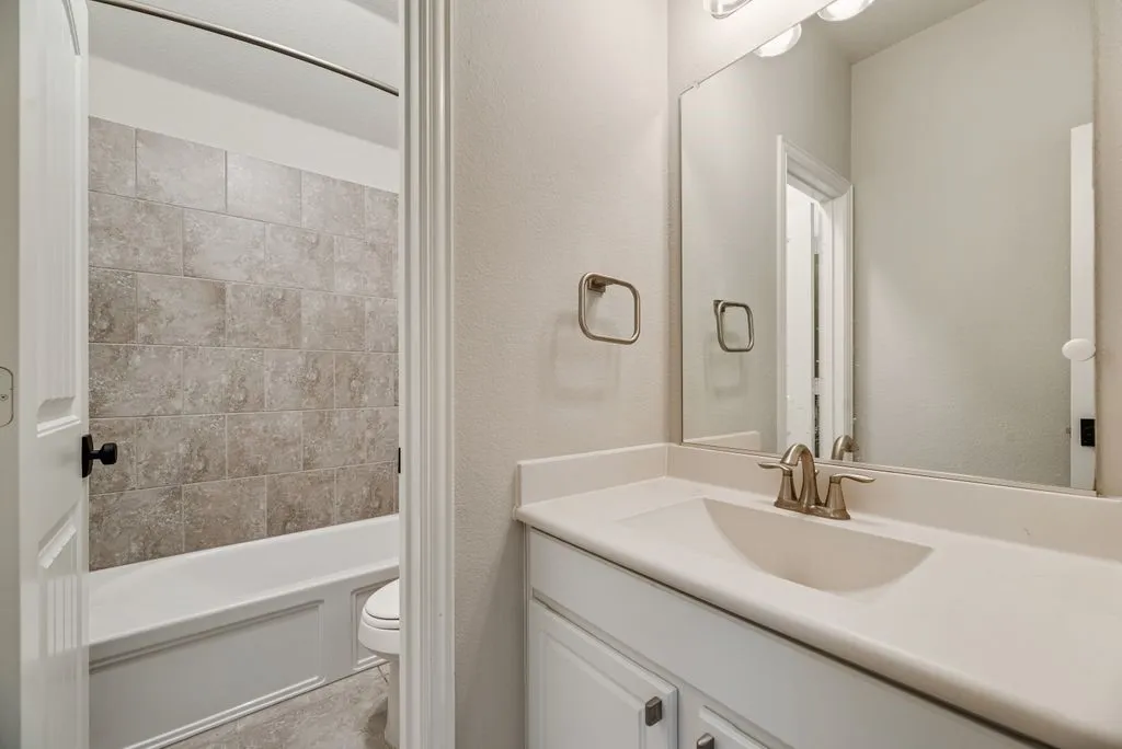 Single Family Residence For Rent in Denton County , 12009 Fairbanks Court, Frisco, Texas 75036, 4 Bedroom, 3 Bathroom, 2 Garage spaces, 2,143 Sqft, built in 2016, mls#21390688, Real Estate Agent in Frisco, Homes For Rent in Denton county, Homes For Rent in Frisco, Realtor in Frisco Texas, Real Estate Brokerage Independent Realty Texas, Luminita Cordes Realtor