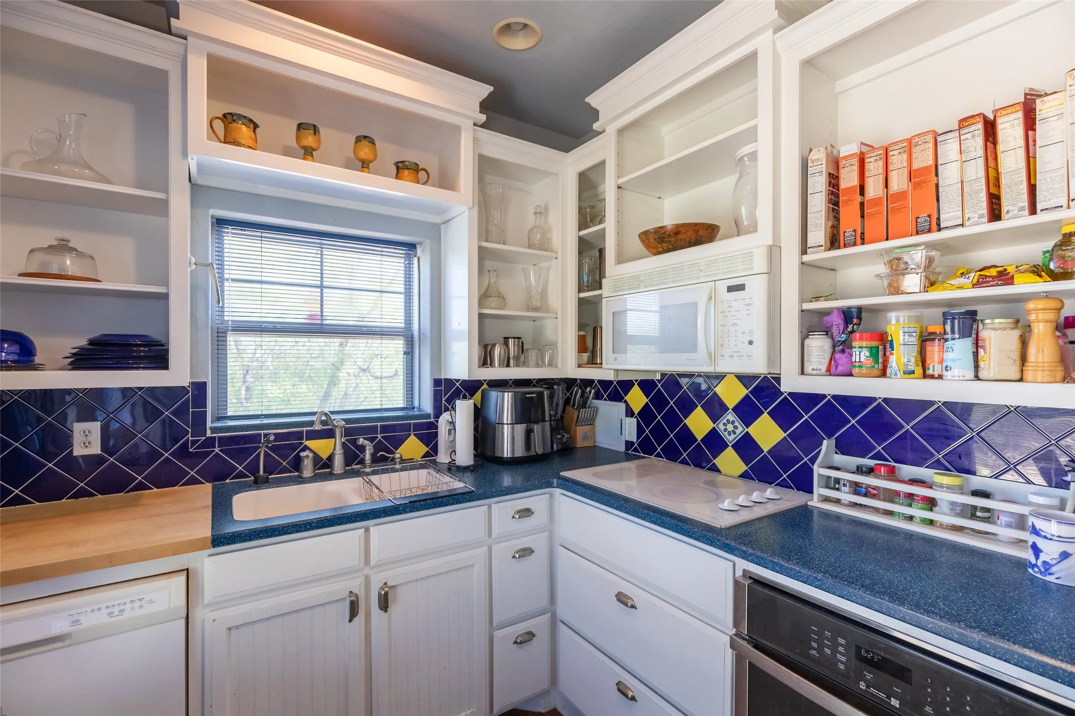 Single Family Residence For Sale in Taylor County , 245 Heinze Ranch Road, Tuscola, Texas 79562, 4 Bedroom, 3 Bathroom, Garage spaces, 2,380 Sqft, built in 2003, mls#21388574, Real Estate Agent in Tuscola, Homes For Sale in Taylor county, Homes For Sale in Tuscola, Realtor in Tuscola Texas, Real Estate Brokerage Independent Realty Texas, Luminita Cordes Realtor