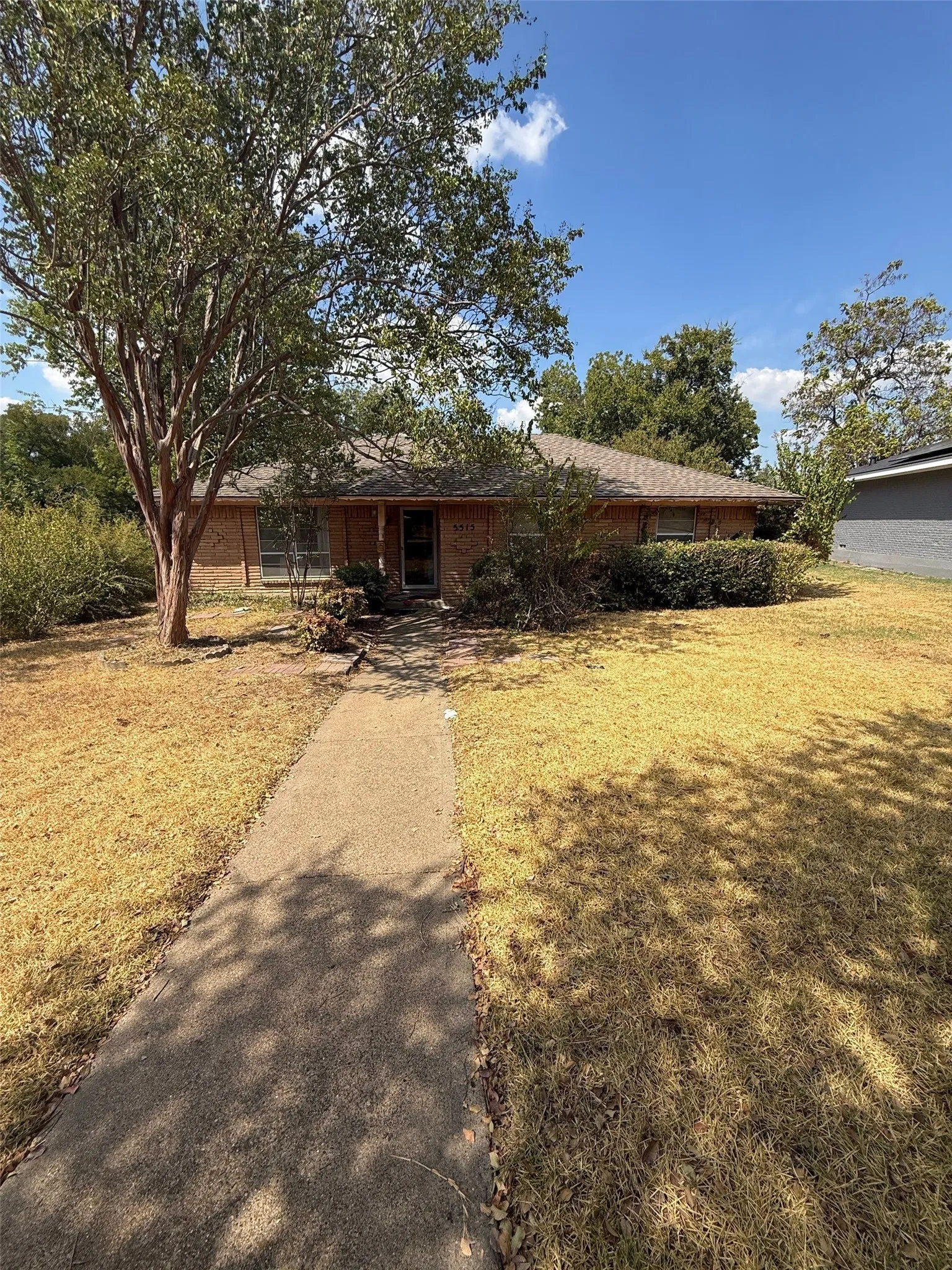 Single Family Residence For Sale