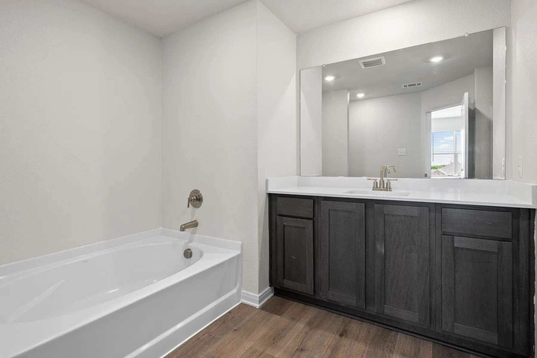 Single Family Residence For Sale in Johnson County , 301 Revolution Drive, Venus, Texas 76084, 3 Bedroom, 3 Bathroom, 2 Garage spaces, 1,626 Sqft, built in 2026, mls#21390751, Real Estate Agent in Venus, Homes For Sale in Johnson county, Homes For Sale in Venus, Realtor in Venus Texas, Real Estate Brokerage Independent Realty Texas, Luminita Cordes Realtor