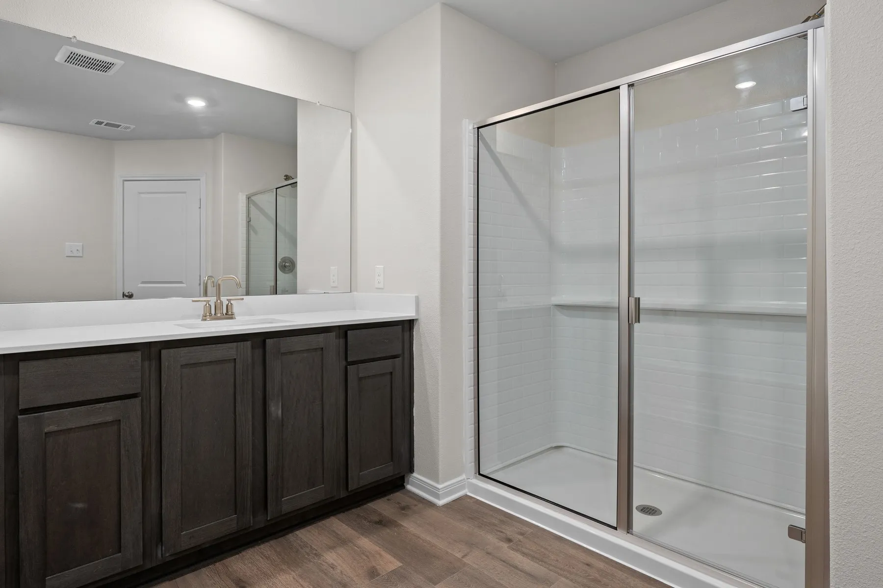 Single Family Residence For Sale in Johnson County , 301 Revolution Drive, Venus, Texas 76084, 3 Bedroom, 3 Bathroom, 2 Garage spaces, 1,626 Sqft, built in 2026, mls#21390751, Real Estate Agent in Venus, Homes For Sale in Johnson county, Homes For Sale in Venus, Realtor in Venus Texas, Real Estate Brokerage Independent Realty Texas, Luminita Cordes Realtor