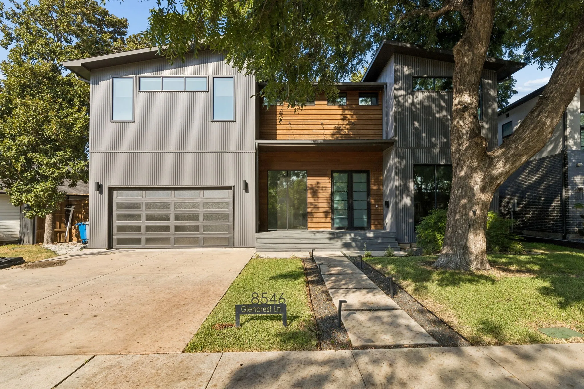 Single Family Residence For Rent in Dallas County , 8546 Glencrest Lane, Dallas, Texas 75209, 4 Bedroom, 5 Bathroom, 2 Garage spaces, 4,404 Sqft, built in 2020, mls#21390360, Real Estate Agent in Dallas, Homes For Rent in Dallas county, Homes For Rent in Dallas, Realtor in Dallas Texas, Real Estate Brokerage Independent Realty Texas, Luminita Cordes Realtor
