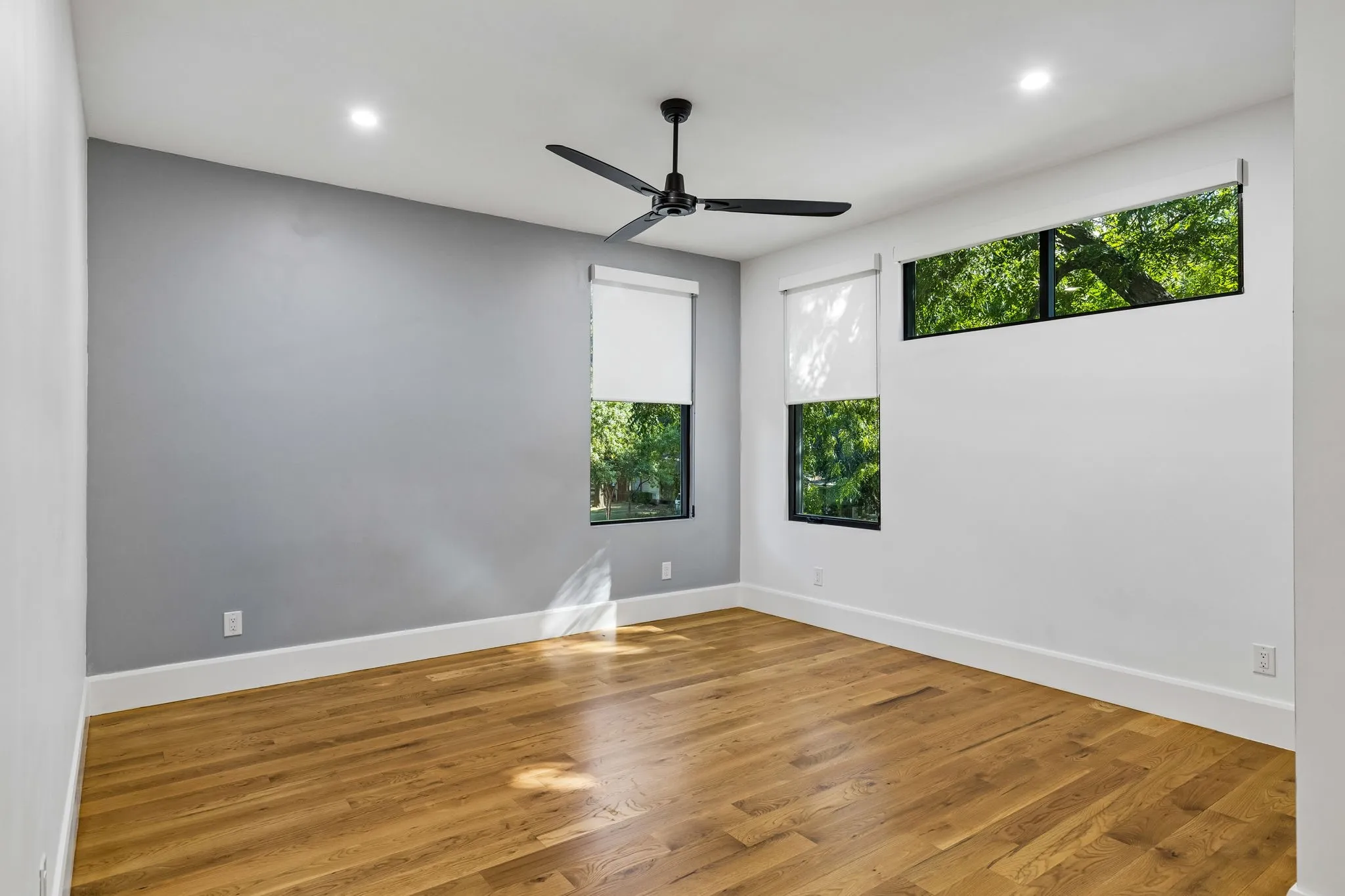 Single Family Residence For Rent in Dallas County , 8546 Glencrest Lane, Dallas, Texas 75209, 4 Bedroom, 5 Bathroom, 2 Garage spaces, 4,404 Sqft, built in 2020, mls#21390360, Real Estate Agent in Dallas, Homes For Rent in Dallas county, Homes For Rent in Dallas, Realtor in Dallas Texas, Real Estate Brokerage Independent Realty Texas, Luminita Cordes Realtor