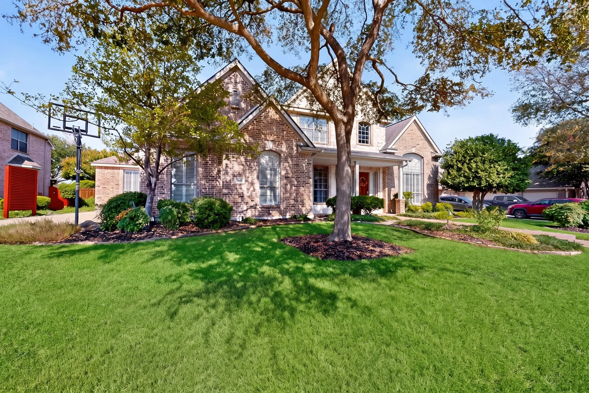 Single Family Residence For Sale in Collin County , 1921 Armstrong Drive, Allen, Texas 75002, 4 Bedroom, 4 Bathroom, 3 Garage spaces, 4,217 Sqft, built in 2001, mls#21390717, Real Estate Agent in Allen, Homes For Sale in Collin county, Homes For Sale in Allen, Realtor in Allen Texas, Real Estate Brokerage Independent Realty Texas, Luminita Cordes Realtor
