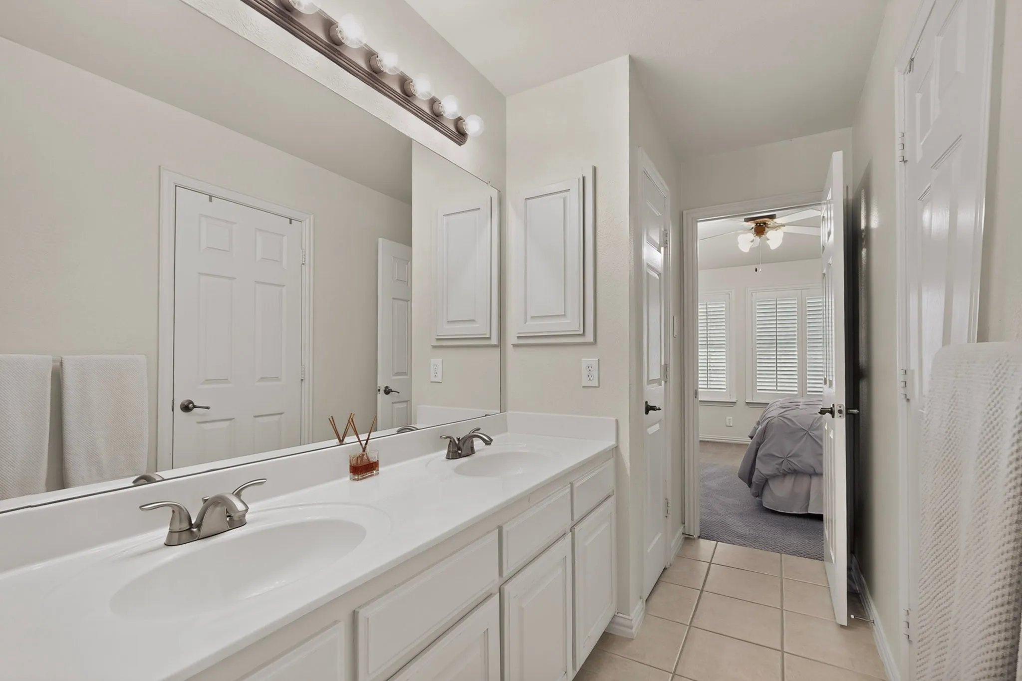 Single Family Residence For Sale in Collin County , 1921 Armstrong Drive, Allen, Texas 75002, 4 Bedroom, 4 Bathroom, 3 Garage spaces, 4,217 Sqft, built in 2001, mls#21390717, Real Estate Agent in Allen, Homes For Sale in Collin county, Homes For Sale in Allen, Realtor in Allen Texas, Real Estate Brokerage Independent Realty Texas, Luminita Cordes Realtor