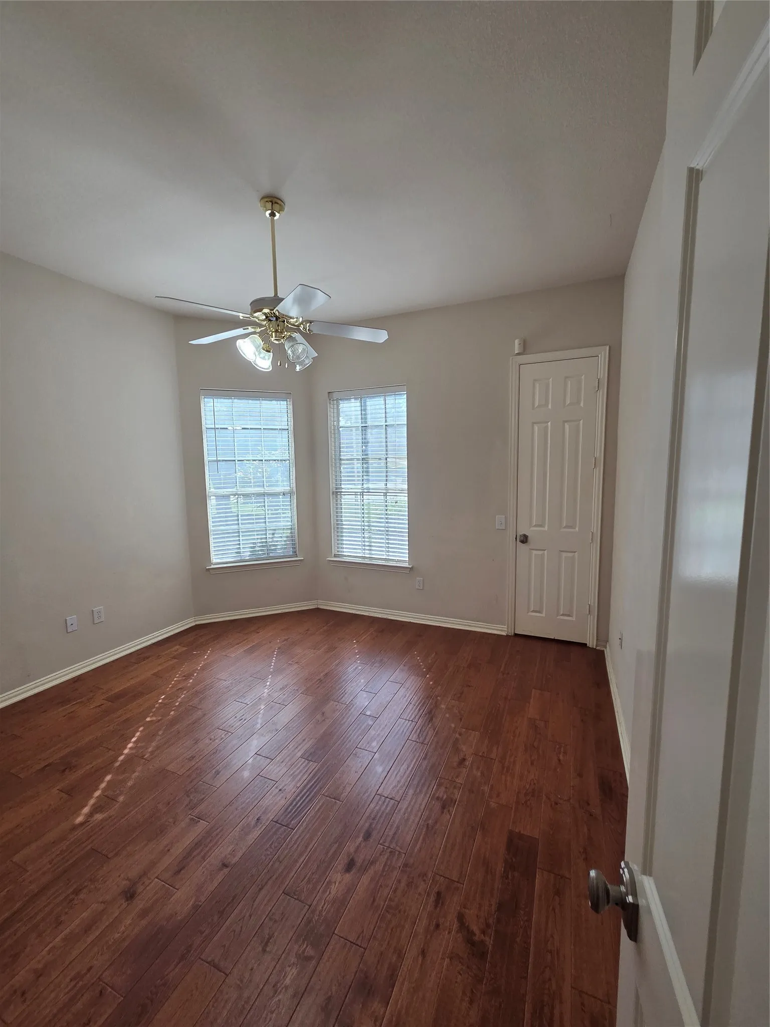 Bedroom or office