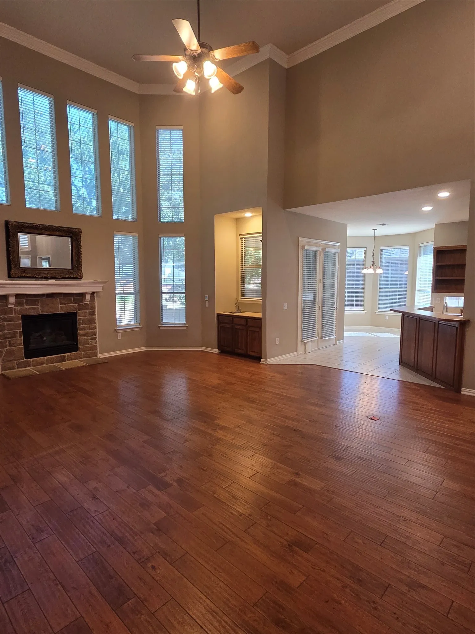 Single Family Residence For Rent in Denton County , 1670 Oak Ridge Drive, Corinth, Texas 76210, 4 Bedroom, 3 Bathroom, 3 Garage spaces, 3,121 Sqft, built in 1999, mls#21390765, Real Estate Agent in Corinth, Homes For Rent in Denton county, Homes For Rent in Corinth, Realtor in Corinth Texas, Real Estate Brokerage Independent Realty Texas, Luminita Cordes Realtor