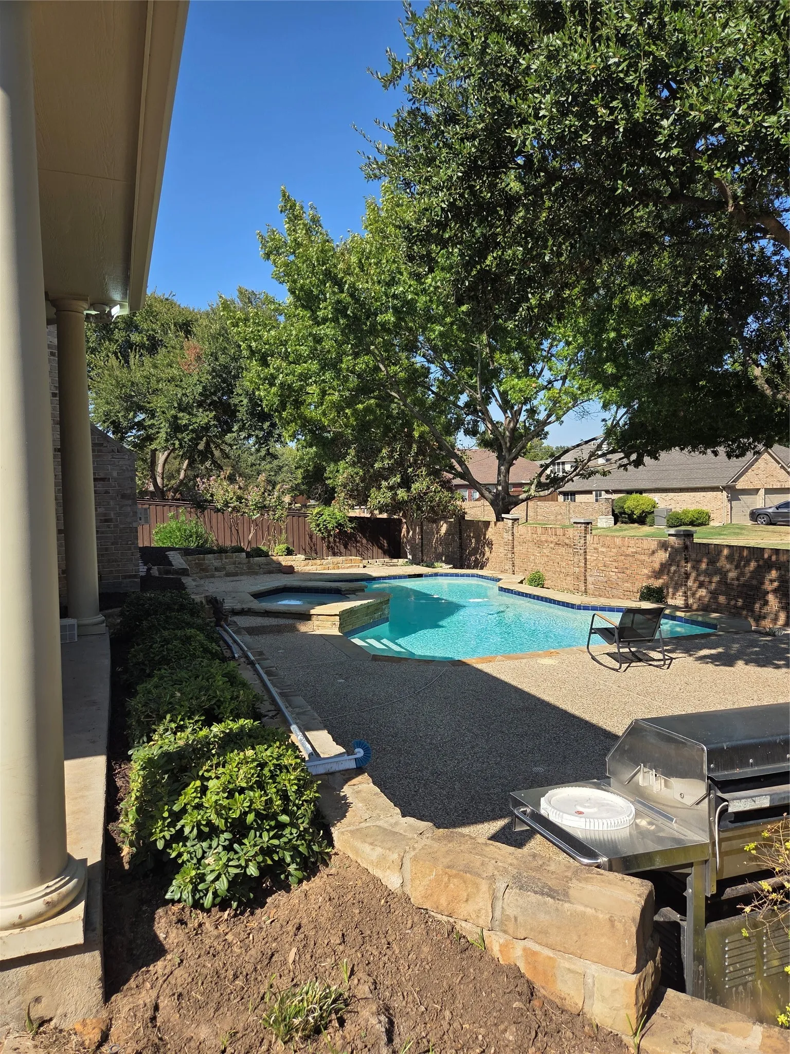 Single Family Residence For Rent in Denton County , 1670 Oak Ridge Drive, Corinth, Texas 76210, 4 Bedroom, 3 Bathroom, 3 Garage spaces, 3,121 Sqft, built in 1999, mls#21390765, Real Estate Agent in Corinth, Homes For Rent in Denton county, Homes For Rent in Corinth, Realtor in Corinth Texas, Real Estate Brokerage Independent Realty Texas, Luminita Cordes Realtor