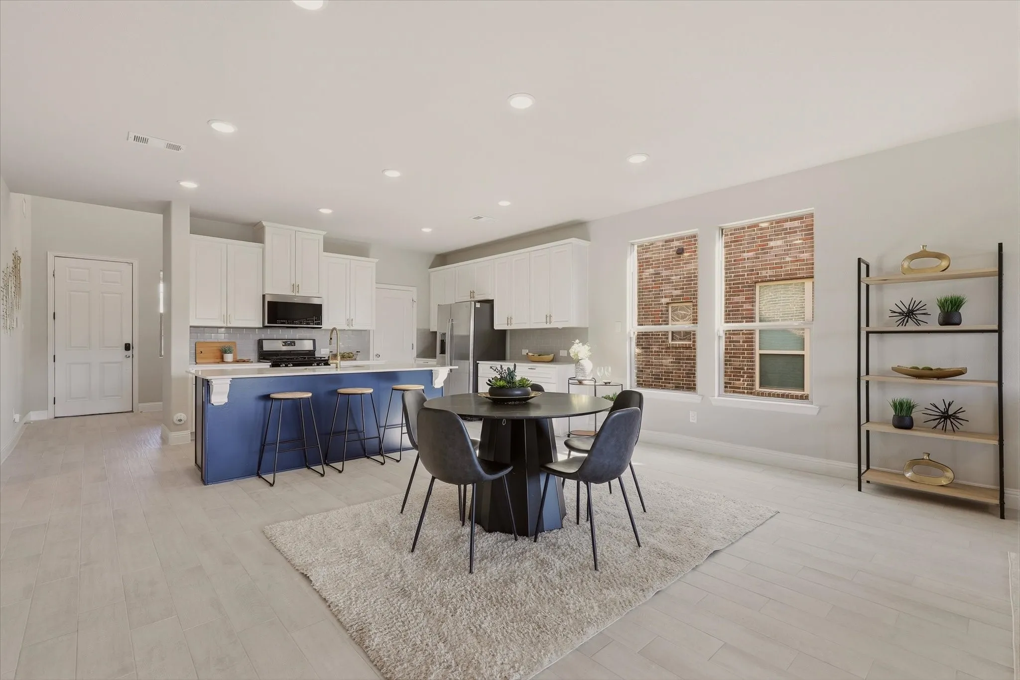 Single Family Residence For Sale in Collin County , 3405 Melrose Court, Wylie, Texas 75098, 4 Bedroom, 4 Bathroom, 2 Garage spaces, 3,098 Sqft, built in 2020, mls#21390589, Real Estate Agent in Wylie, Homes For Sale in Collin county, Homes For Sale in Wylie, Realtor in Wylie Texas, Real Estate Brokerage Independent Realty Texas, Luminita Cordes Realtor
