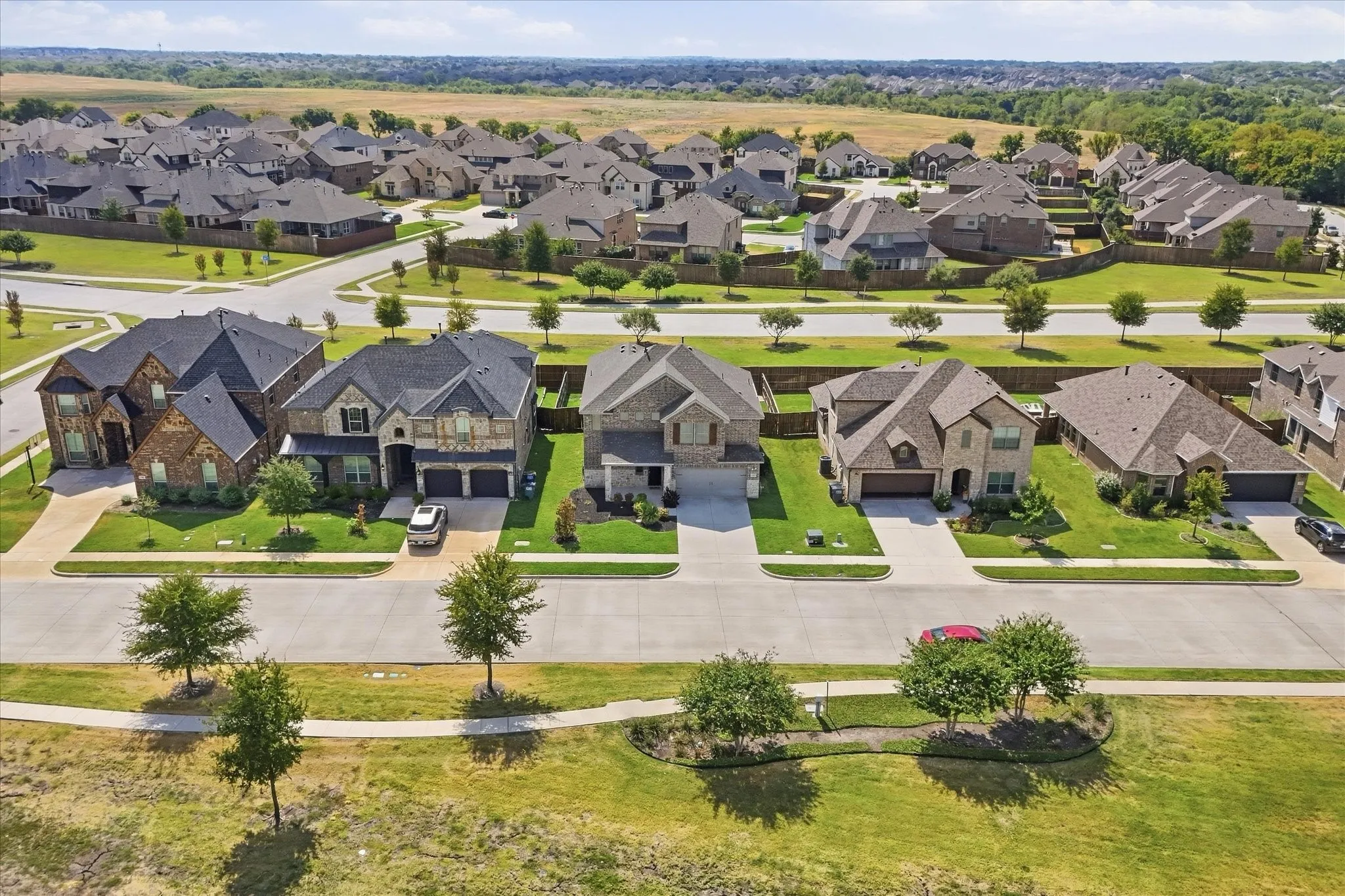 Single Family Residence For Sale in Collin County , 3405 Melrose Court, Wylie, Texas 75098, 4 Bedroom, 4 Bathroom, 2 Garage spaces, 3,098 Sqft, built in 2020, mls#21390589, Real Estate Agent in Wylie, Homes For Sale in Collin county, Homes For Sale in Wylie, Realtor in Wylie Texas, Real Estate Brokerage Independent Realty Texas, Luminita Cordes Realtor