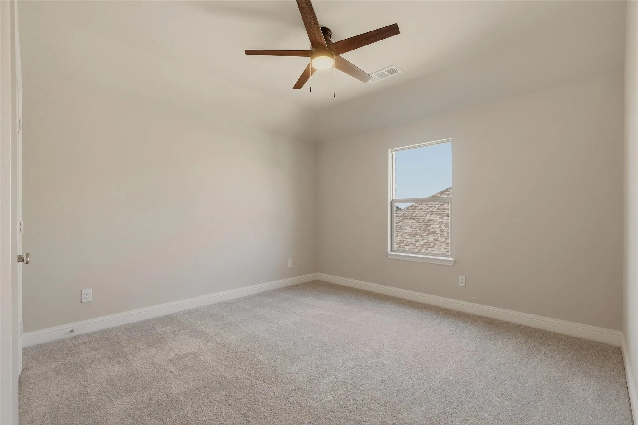 Single Family Residence For Sale in Collin County , 3405 Melrose Court, Wylie, Texas 75098, 4 Bedroom, 4 Bathroom, 2 Garage spaces, 3,098 Sqft, built in 2020, mls#21390589, Real Estate Agent in Wylie, Homes For Sale in Collin county, Homes For Sale in Wylie, Realtor in Wylie Texas, Real Estate Brokerage Independent Realty Texas, Luminita Cordes Realtor