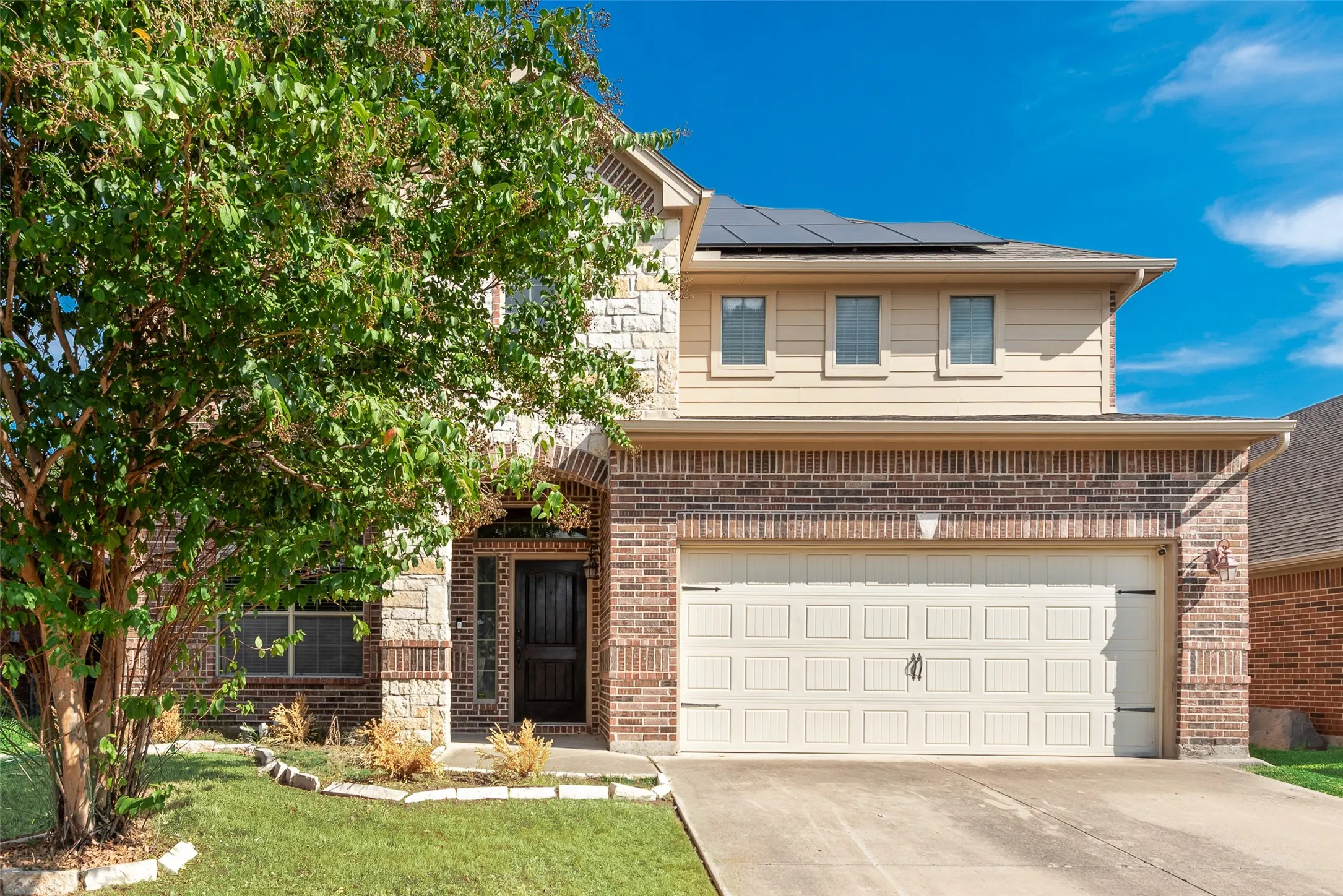 Single Family Residence For Sale in Tarrant County , 4513 Westcliffe, Mansfield, Texas 76063, 4 Bedroom, 3 Bathroom, 2 Garage spaces, 2,969 Sqft, built in 2009, mls#21329887, Real Estate Agent in Mansfield, Homes For Sale in Tarrant county, Homes For Sale in Mansfield, Realtor in Mansfield Texas, Real Estate Brokerage Independent Realty Texas, Luminita Cordes Realtor
