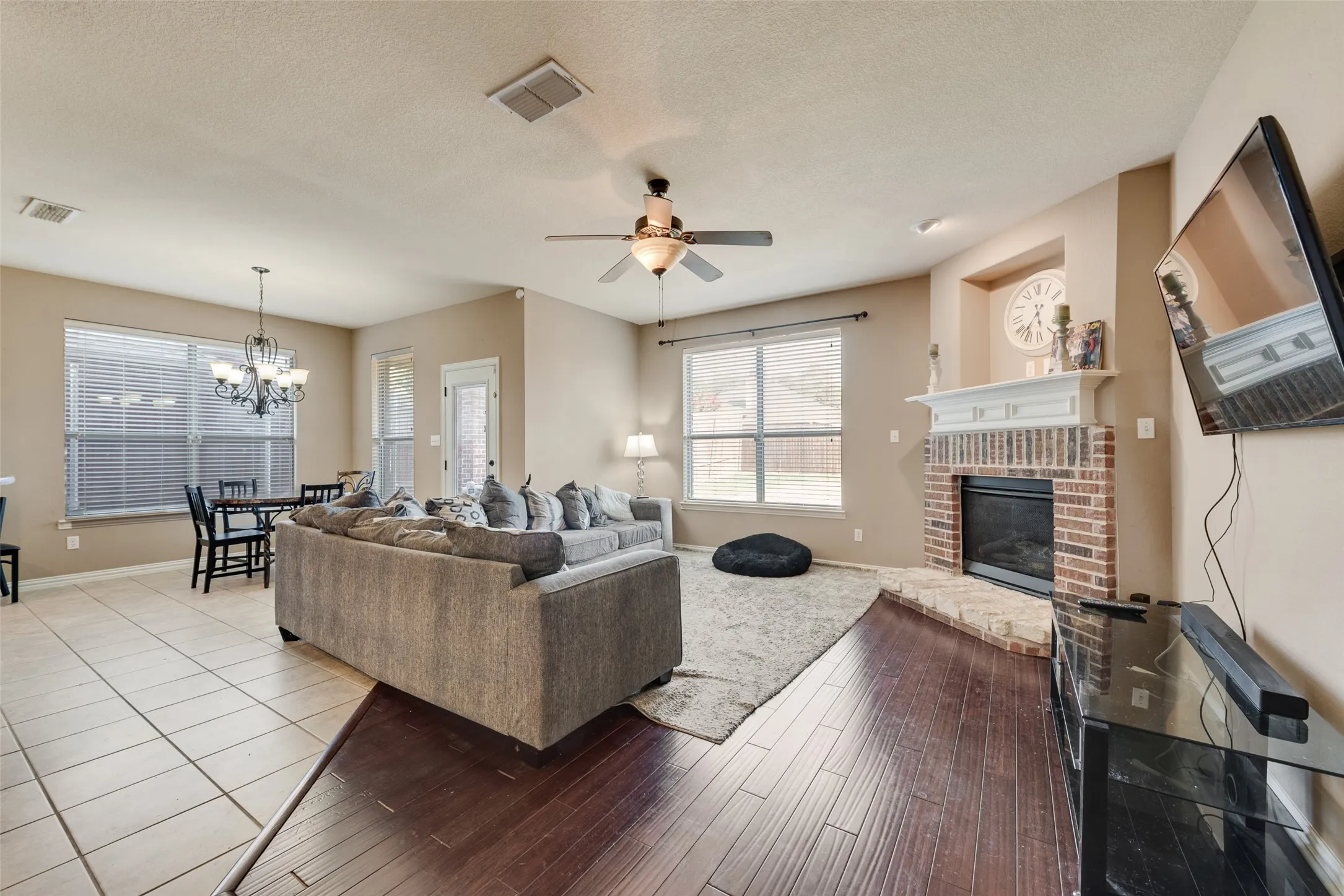 Single Family Residence For Sale in Tarrant County , 4513 Westcliffe, Mansfield, Texas 76063, 4 Bedroom, 3 Bathroom, 2 Garage spaces, 2,969 Sqft, built in 2009, mls#21329887, Real Estate Agent in Mansfield, Homes For Sale in Tarrant county, Homes For Sale in Mansfield, Realtor in Mansfield Texas, Real Estate Brokerage Independent Realty Texas, Luminita Cordes Realtor