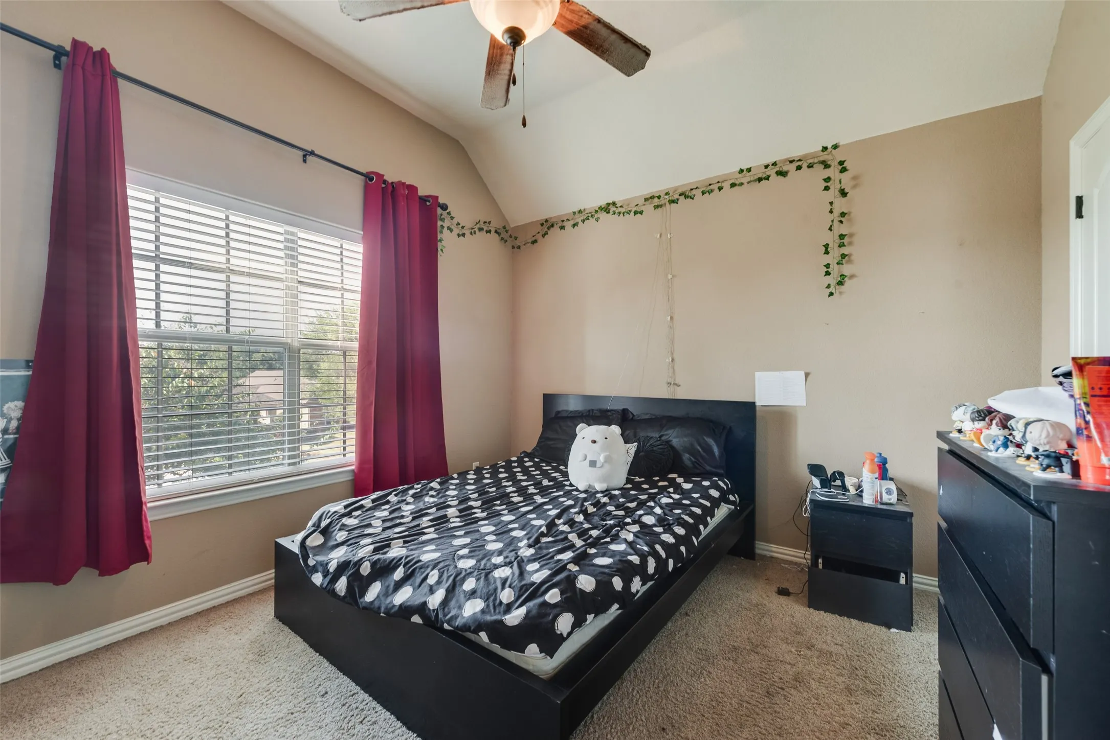 Single Family Residence For Sale in Tarrant County , 4513 Westcliffe, Mansfield, Texas 76063, 4 Bedroom, 3 Bathroom, 2 Garage spaces, 2,969 Sqft, built in 2009, mls#21329887, Real Estate Agent in Mansfield, Homes For Sale in Tarrant county, Homes For Sale in Mansfield, Realtor in Mansfield Texas, Real Estate Brokerage Independent Realty Texas, Luminita Cordes Realtor