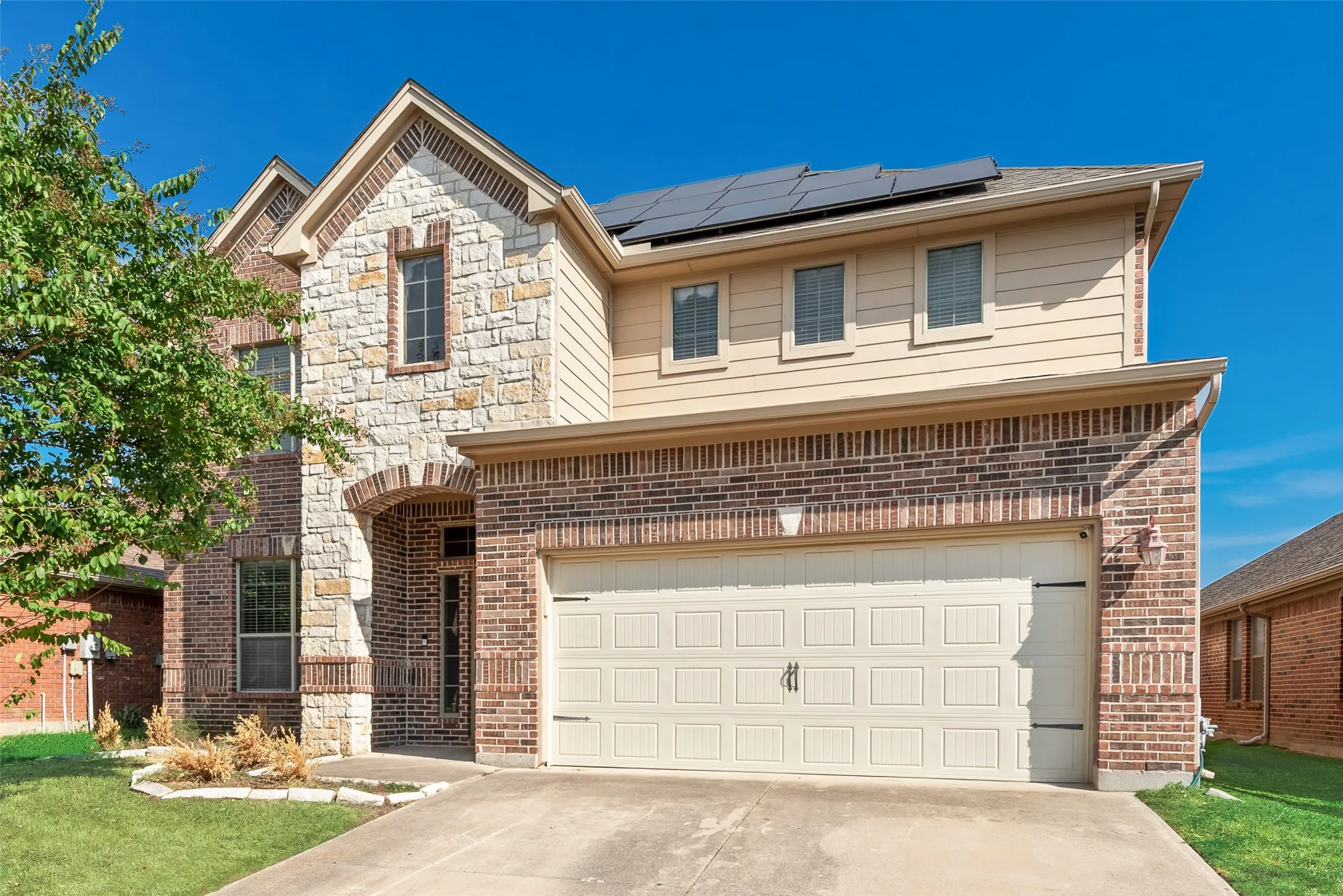 Single Family Residence For Sale