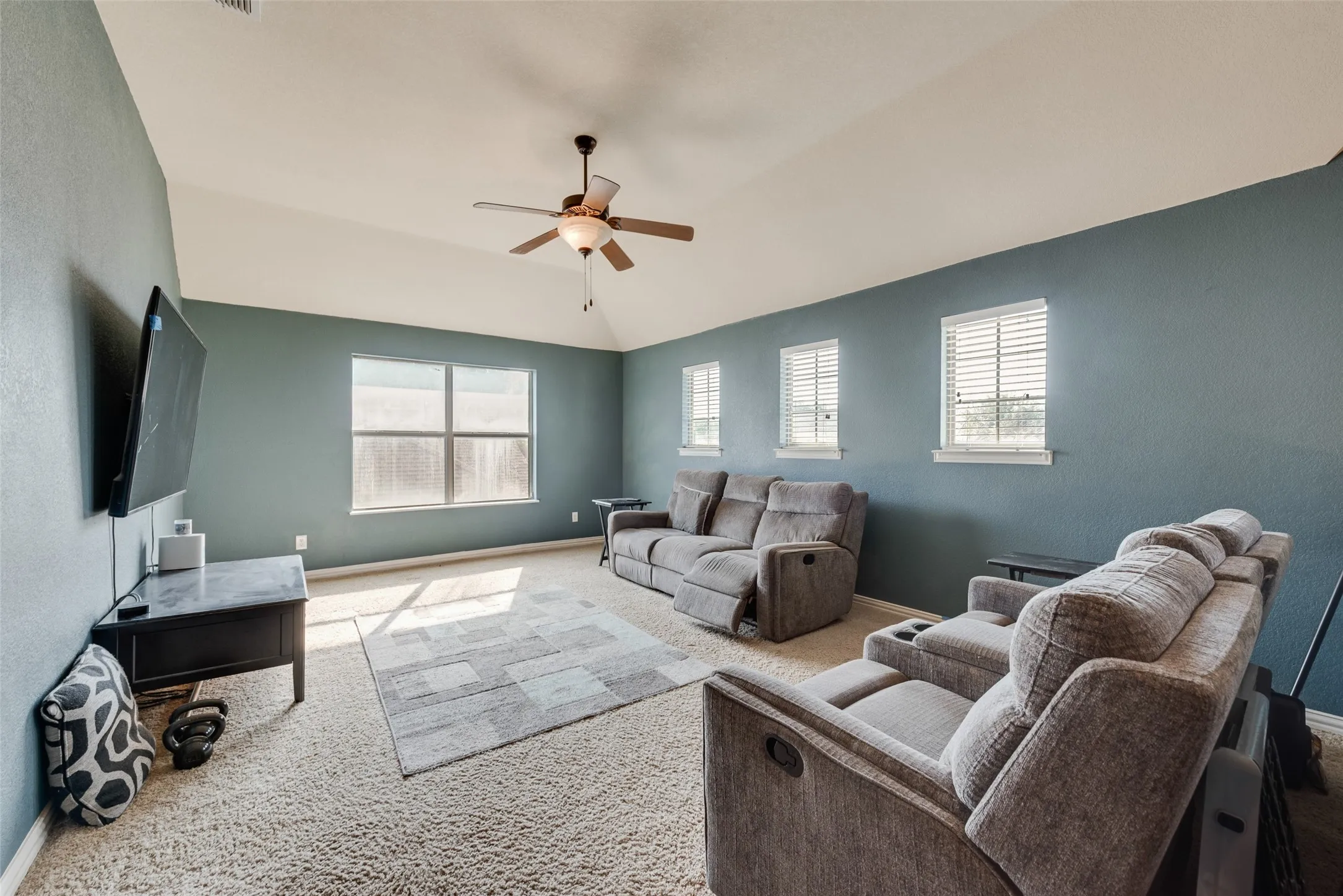 Single Family Residence For Sale in Tarrant County , 4513 Westcliffe, Mansfield, Texas 76063, 4 Bedroom, 3 Bathroom, 2 Garage spaces, 2,969 Sqft, built in 2009, mls#21329887, Real Estate Agent in Mansfield, Homes For Sale in Tarrant county, Homes For Sale in Mansfield, Realtor in Mansfield Texas, Real Estate Brokerage Independent Realty Texas, Luminita Cordes Realtor