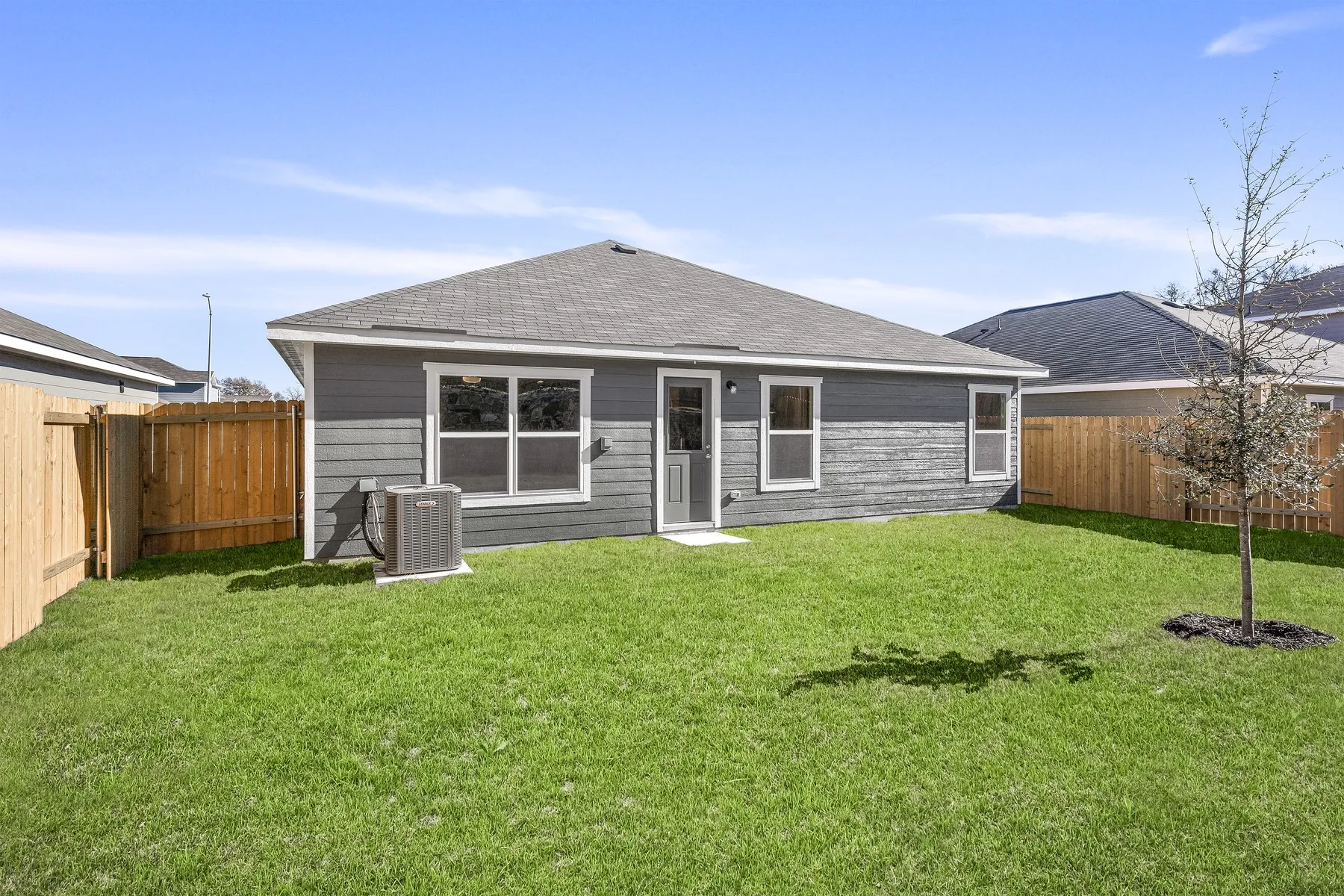 Single Family Residence For Sale in Dallas County , 4227 Lava Forest Lane, Dallas, Texas 75241, 3 Bedroom, 2 Bathroom, 2 Garage spaces, 1,175 Sqft, built in 2026, mls#21390772, Real Estate Agent in Dallas, Homes For Sale in Dallas county, Homes For Sale in Dallas, Realtor in Dallas Texas, Real Estate Brokerage Independent Realty Texas, Luminita Cordes Realtor