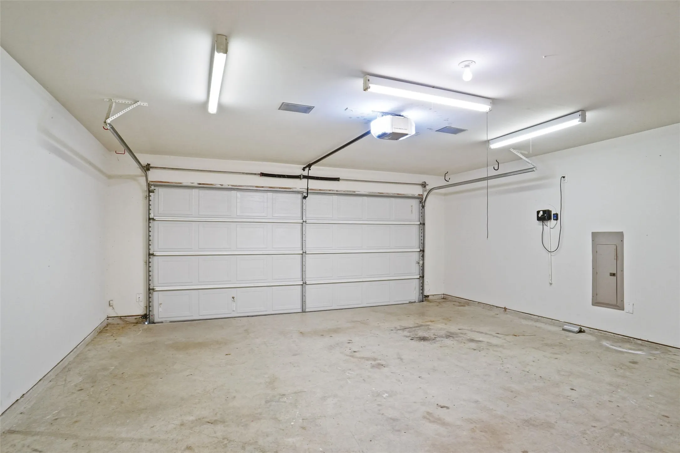 Single Family Residence For Rent in Denton County , 11817 Cape Cod Springs Drive, Frisco, Texas 75036, 3 Bedroom, 2 Bathroom, 2 Garage spaces, 1,794 Sqft, built in 2012, mls#21390777, Real Estate Agent in Frisco, Homes For Rent in Denton county, Homes For Rent in Frisco, Realtor in Frisco Texas, Real Estate Brokerage Independent Realty Texas, Luminita Cordes Realtor