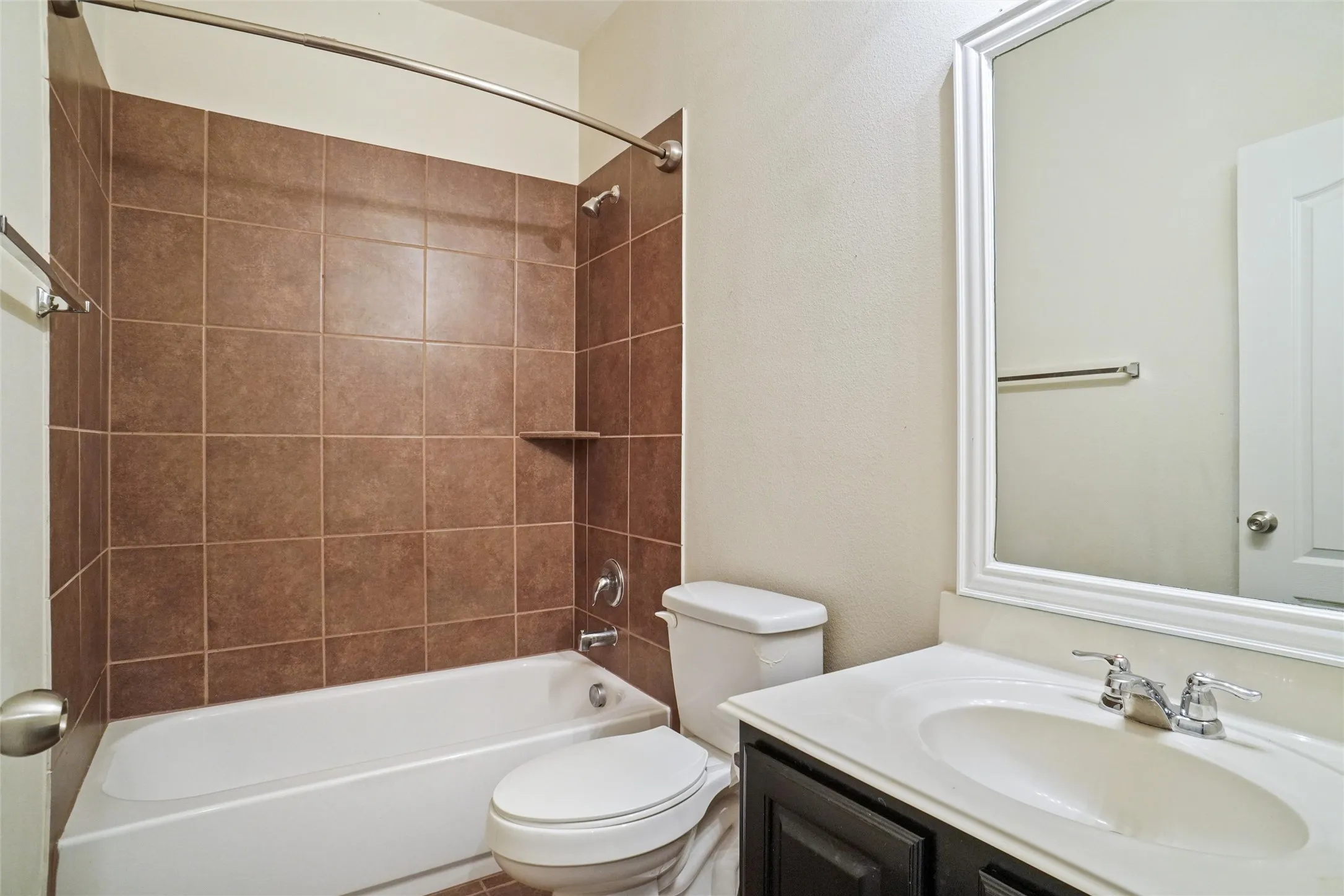 Single Family Residence For Rent in Denton County , 11817 Cape Cod Springs Drive, Frisco, Texas 75036, 3 Bedroom, 2 Bathroom, 2 Garage spaces, 1,794 Sqft, built in 2012, mls#21390777, Real Estate Agent in Frisco, Homes For Rent in Denton county, Homes For Rent in Frisco, Realtor in Frisco Texas, Real Estate Brokerage Independent Realty Texas, Luminita Cordes Realtor