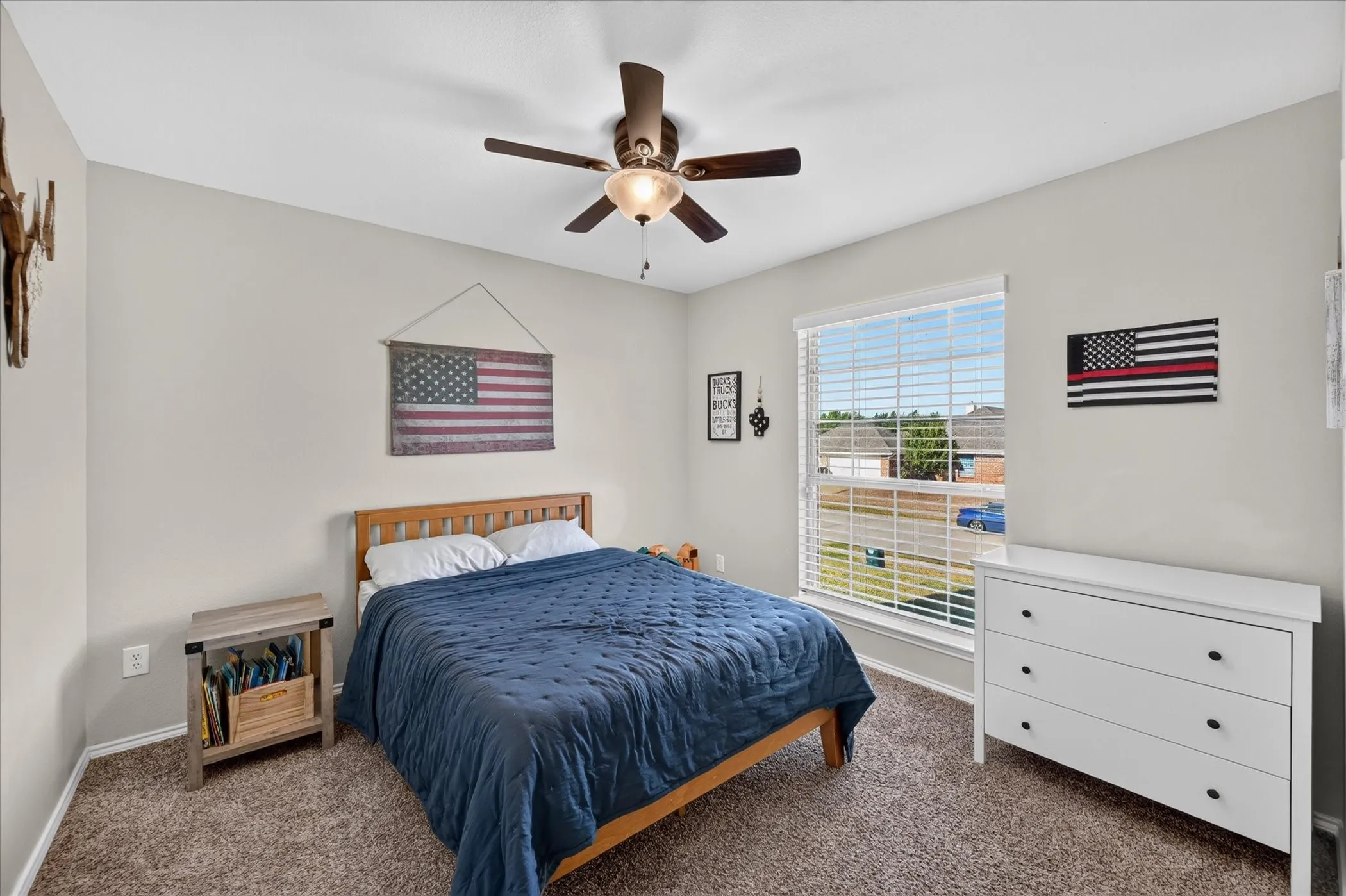 Single Family Residence For Sale in Ellis County , 6460 Fox Run Dr., Midlothian, Texas 76065, 4 Bedroom, 2 Bathroom, 2 Garage spaces, 2,321 Sqft, built in 2010, mls#21389891, Real Estate Agent in Midlothian, Homes For Sale in Ellis county, Homes For Sale in Midlothian, Realtor in Midlothian Texas, Real Estate Brokerage Independent Realty Texas, Luminita Cordes Realtor
