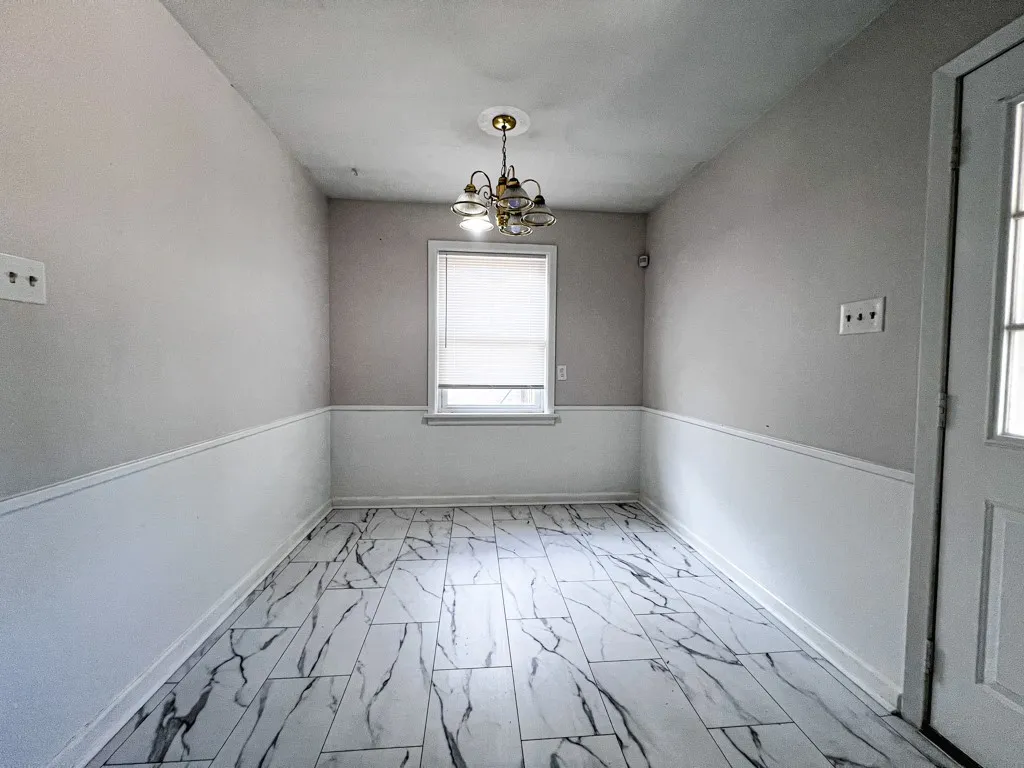 Single Family Residence For Rent in Dallas County , 2629 Maverick Avenue, Dallas, Texas 75228, 3 Bedroom, 2 Bathroom, 1 Garage spaces, 1,344 Sqft, built in 1956, mls#21390776, Real Estate Agent in Dallas, Homes For Rent in Dallas county, Homes For Rent in Dallas, Realtor in Dallas Texas, Real Estate Brokerage Independent Realty Texas, Luminita Cordes Realtor