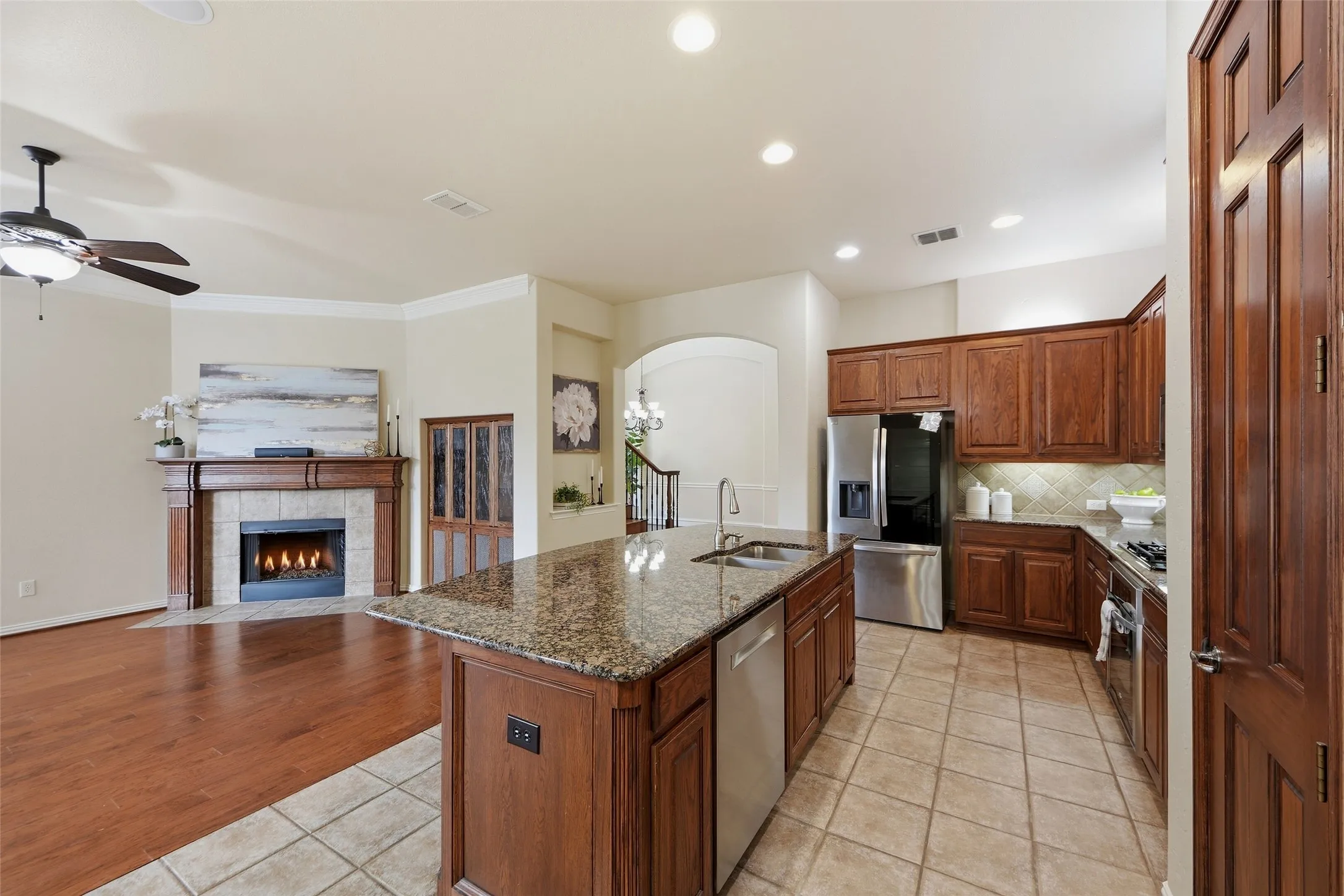 Single Family Residence For Sale in Collin County , 919 Panther Lane, Allen, Texas 75013, 4 Bedroom, 3 Bathroom, 3 Garage spaces, 3,221 Sqft, built in 2007, mls#21387838, Real Estate Agent in Allen, Homes For Sale in Collin county, Homes For Sale in Allen, Realtor in Allen Texas, Real Estate Brokerage Independent Realty Texas, Luminita Cordes Realtor