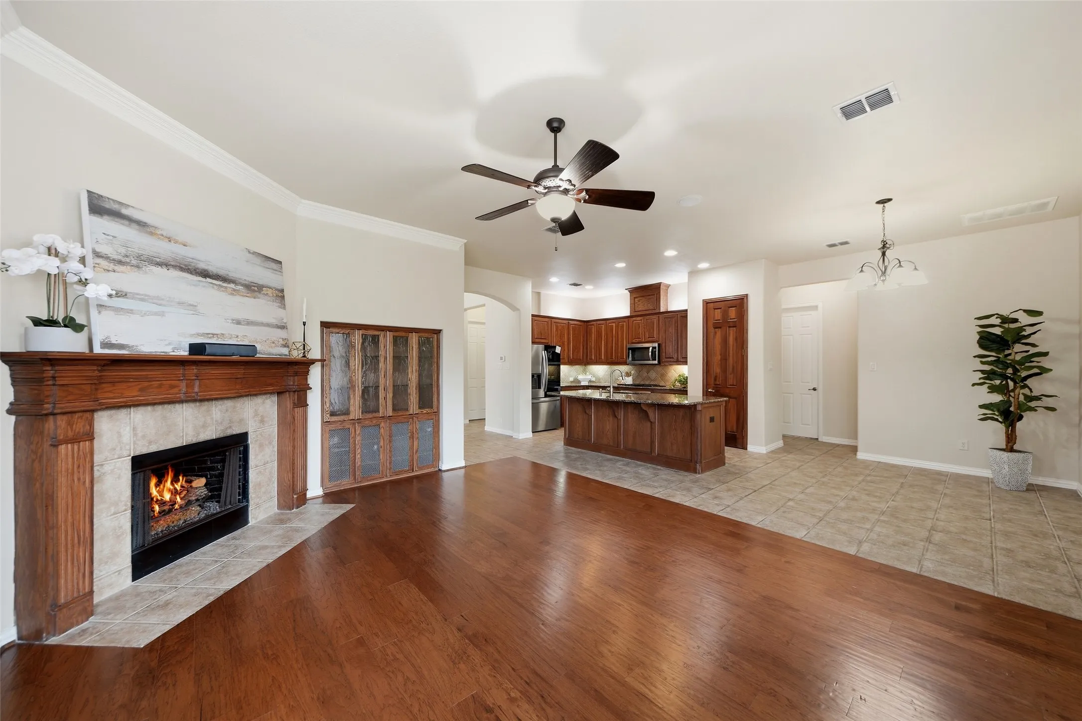 Single Family Residence For Sale in Collin County , 919 Panther Lane, Allen, Texas 75013, 4 Bedroom, 3 Bathroom, 3 Garage spaces, 3,221 Sqft, built in 2007, mls#21387838, Real Estate Agent in Allen, Homes For Sale in Collin county, Homes For Sale in Allen, Realtor in Allen Texas, Real Estate Brokerage Independent Realty Texas, Luminita Cordes Realtor