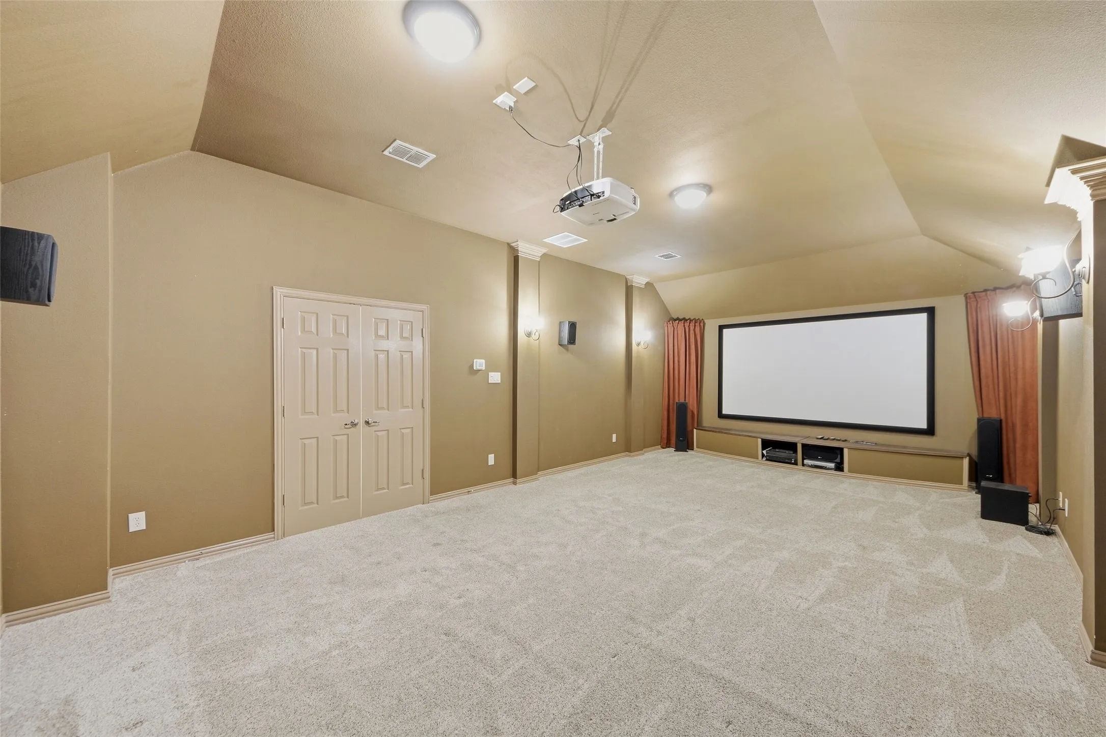 Single Family Residence For Sale in Collin County , 919 Panther Lane, Allen, Texas 75013, 4 Bedroom, 3 Bathroom, 3 Garage spaces, 3,221 Sqft, built in 2007, mls#21387838, Real Estate Agent in Allen, Homes For Sale in Collin county, Homes For Sale in Allen, Realtor in Allen Texas, Real Estate Brokerage Independent Realty Texas, Luminita Cordes Realtor