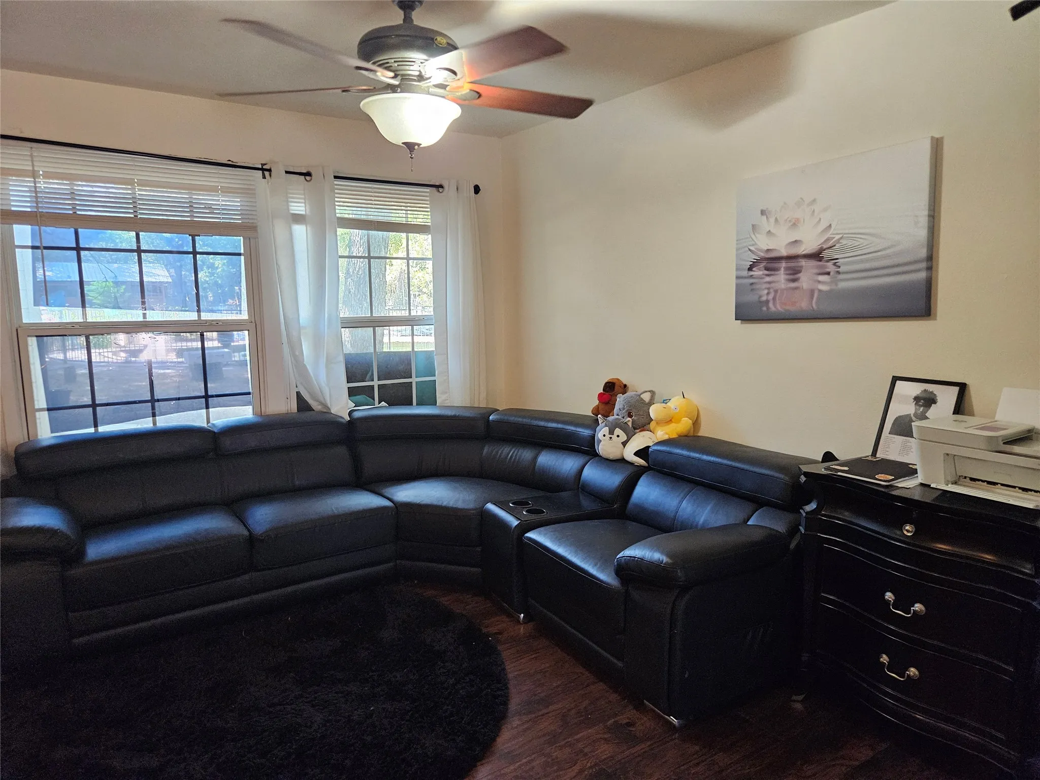 Single Family Residence For Sale in Tarrant County , 1312 W Park Row Drive, Arlington, Texas 76013, 4 Bedroom, 2 Bathroom, 2 Garage spaces, 2,237 Sqft, built in 1949, mls#21390663, Real Estate Agent in Arlington, Homes For Sale in Tarrant county, Homes For Sale in Arlington, Realtor in Arlington Texas, Real Estate Brokerage Independent Realty Texas, Luminita Cordes Realtor