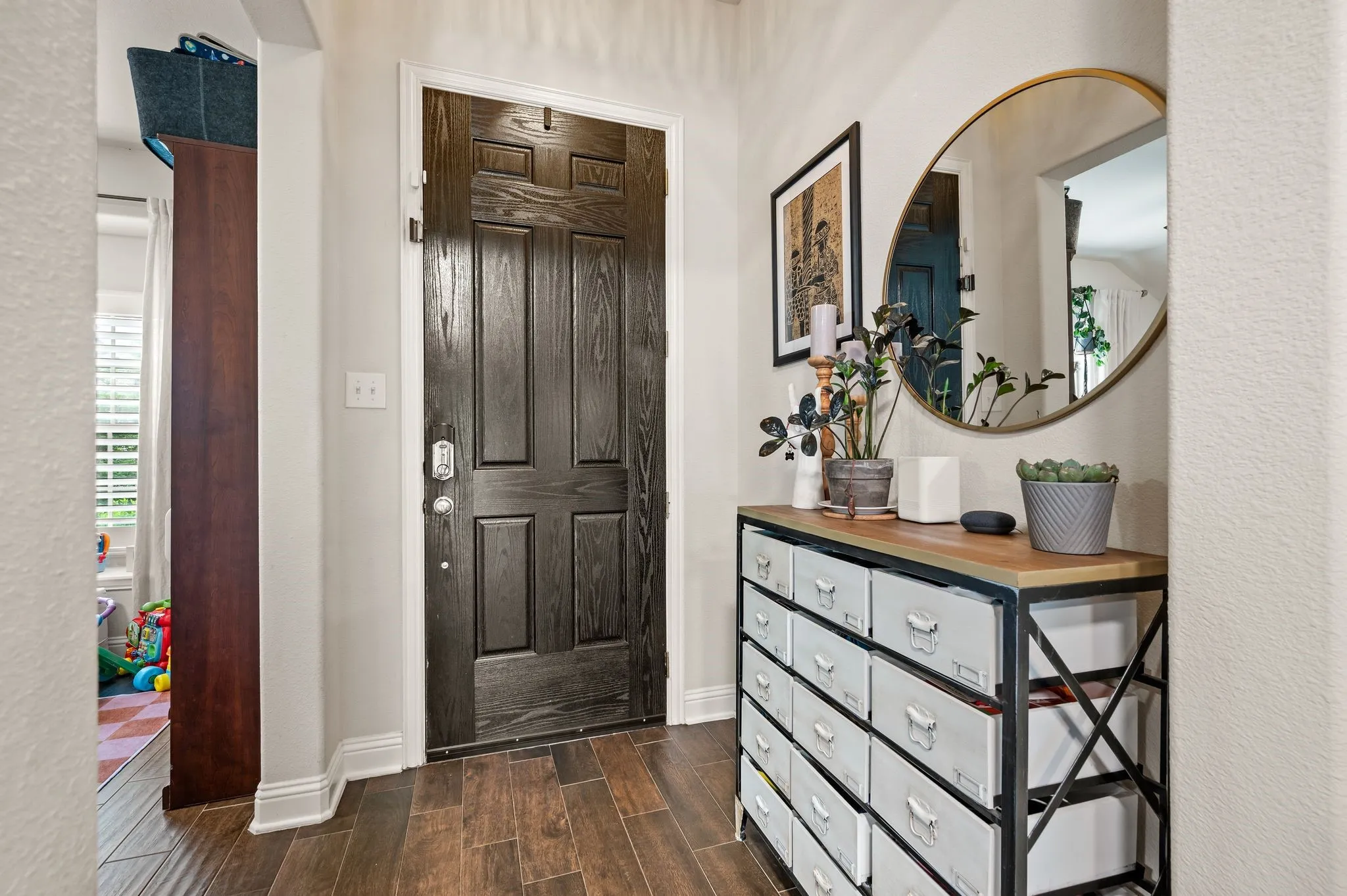 Welcome home and get ready to have a wonderful place to welcome all your guests!