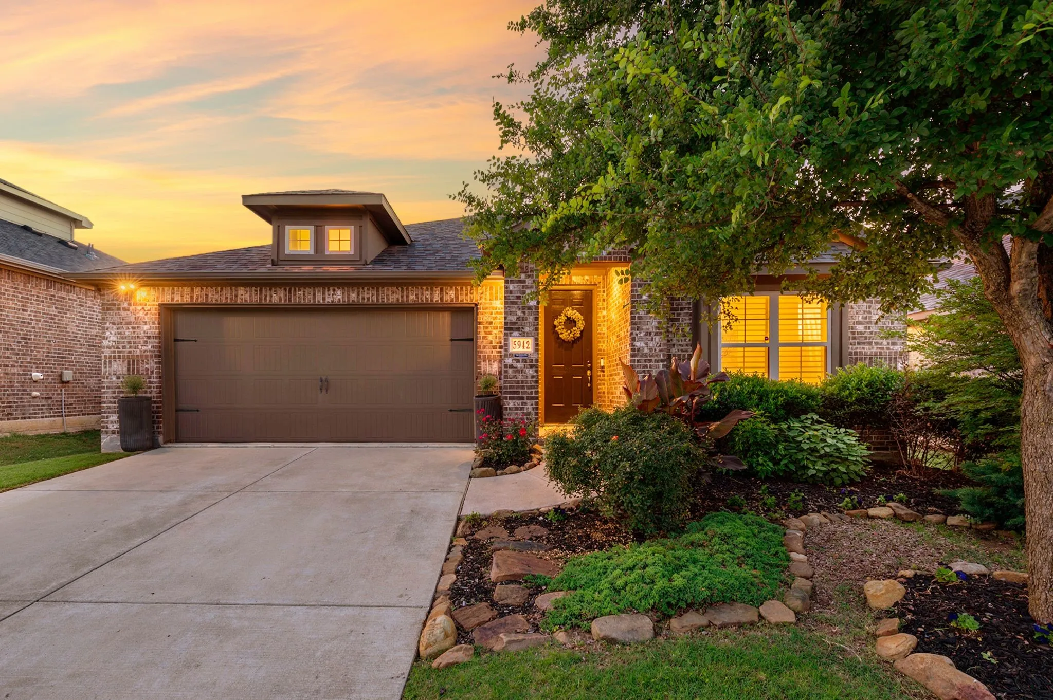 Welcome to your new Home!!! Beautifully updated and move in ready!