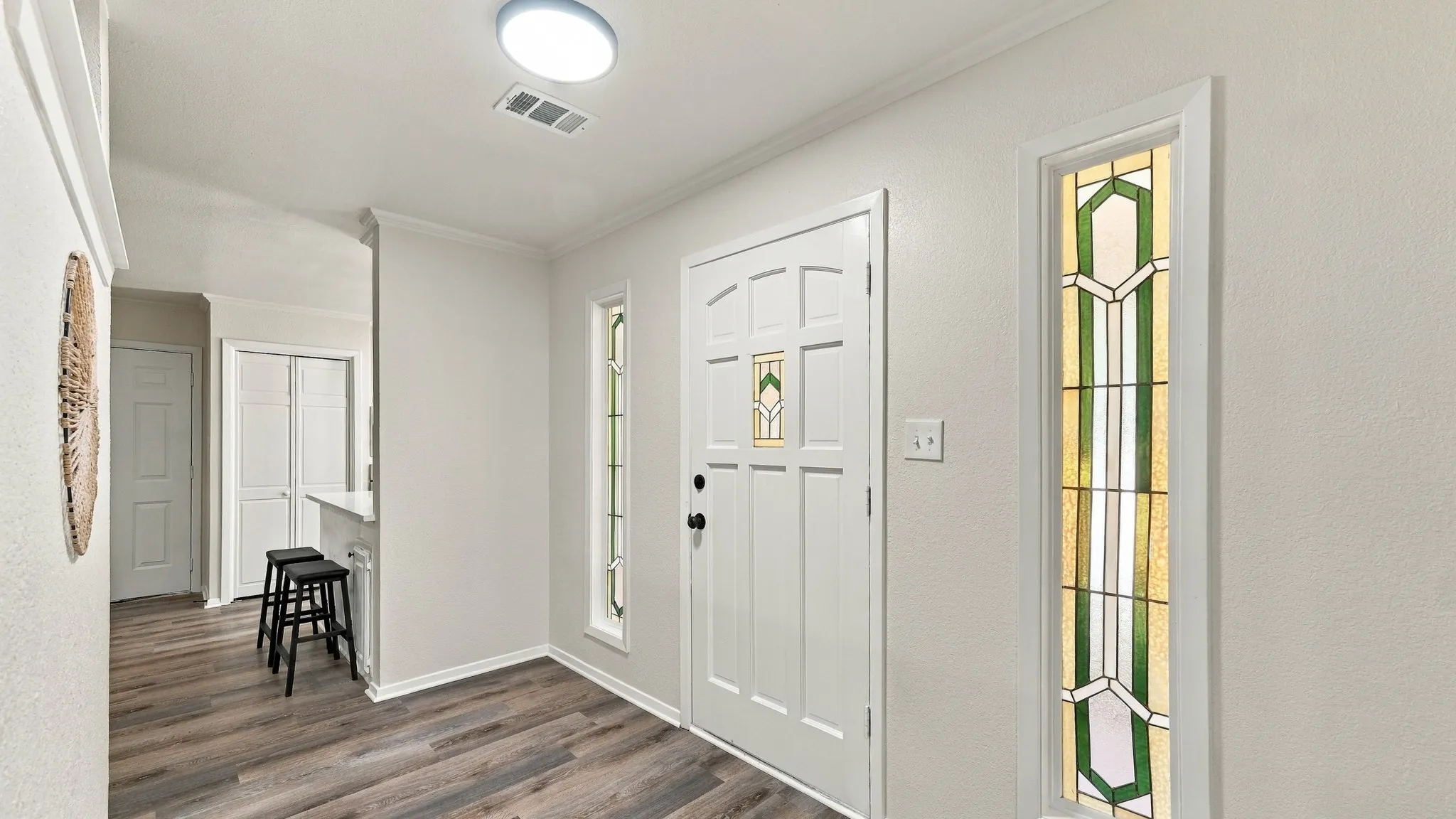 Single Family Residence For Sale in Hood County , 1209 Spanish Moss Drive, Granbury, Texas 76048, 3 Bedroom, 2 Bathroom, 2 Garage spaces, 1,689 Sqft, built in 1988, mls#21390755, Real Estate Agent in Granbury, Homes For Sale in Hood county, Homes For Sale in Granbury, Realtor in Granbury Texas, Real Estate Brokerage Independent Realty Texas, Luminita Cordes Realtor