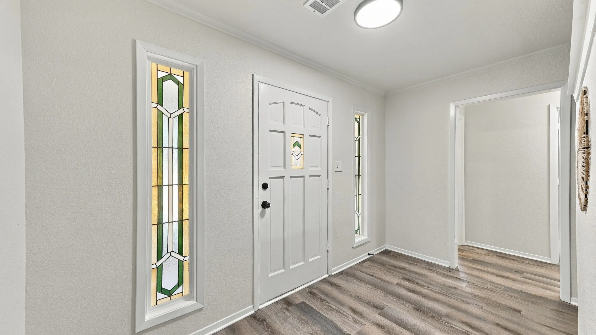 Single Family Residence For Sale in Hood County , 1209 Spanish Moss Drive, Granbury, Texas 76048, 3 Bedroom, 2 Bathroom, 2 Garage spaces, 1,689 Sqft, built in 1988, mls#21390755, Real Estate Agent in Granbury, Homes For Sale in Hood county, Homes For Sale in Granbury, Realtor in Granbury Texas, Real Estate Brokerage Independent Realty Texas, Luminita Cordes Realtor