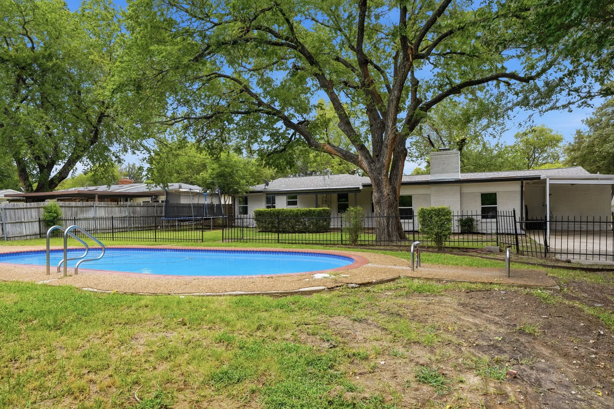 Single Family Residence For Sale