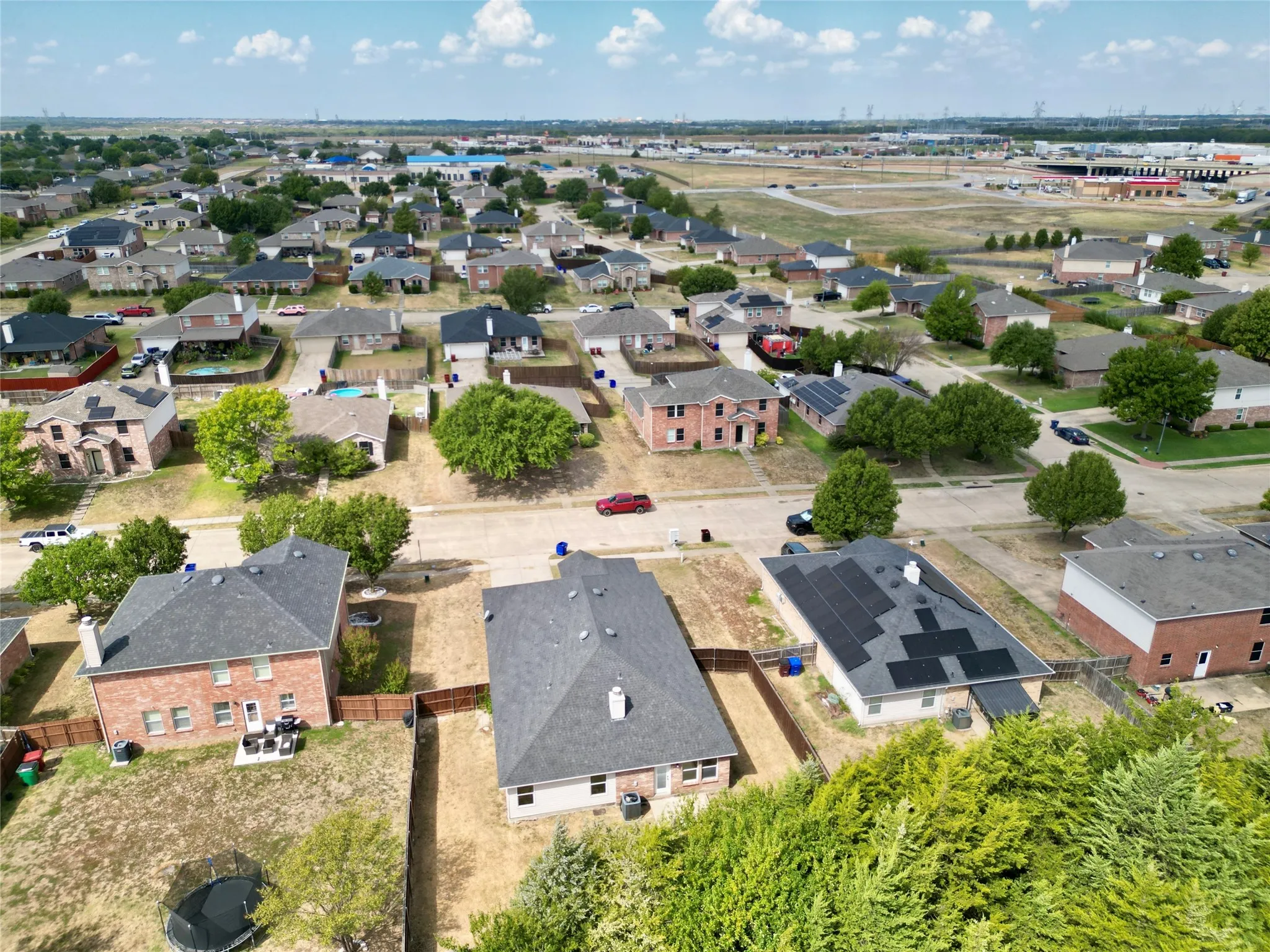 Single Family Residence For Sale in Rockwall County , 1408 Evergreen Street, Royse City, Texas 75189, 4 Bedroom, 2 Bathroom, 2 Garage spaces, 2,105 Sqft, built in 2006, mls#21390763, Real Estate Agent in Royse City, Homes For Sale in Rockwall county, Homes For Sale in Royse City, Realtor in Royse City Texas, Real Estate Brokerage Independent Realty Texas, Luminita Cordes Realtor